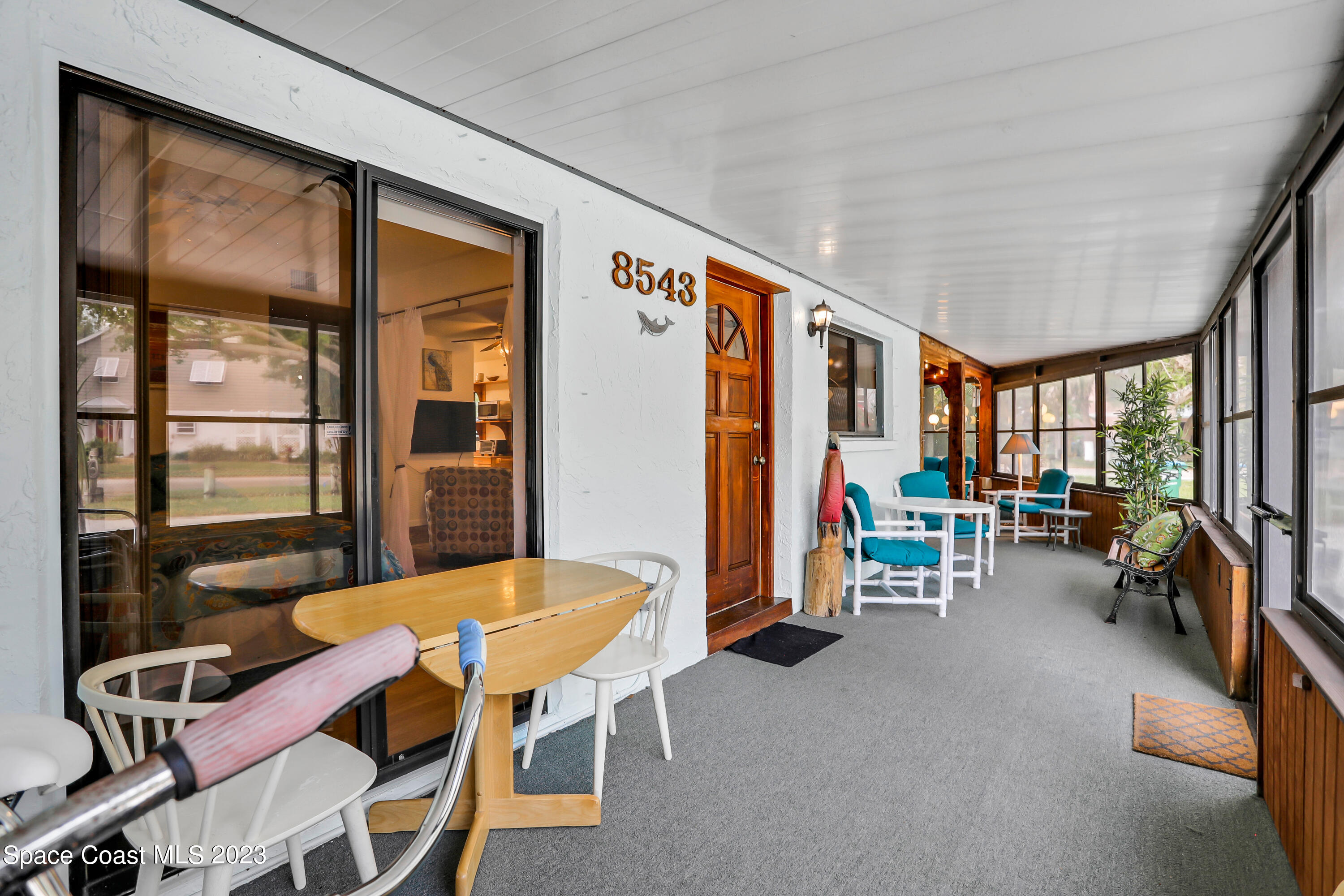 8543 Rosalind Avenue