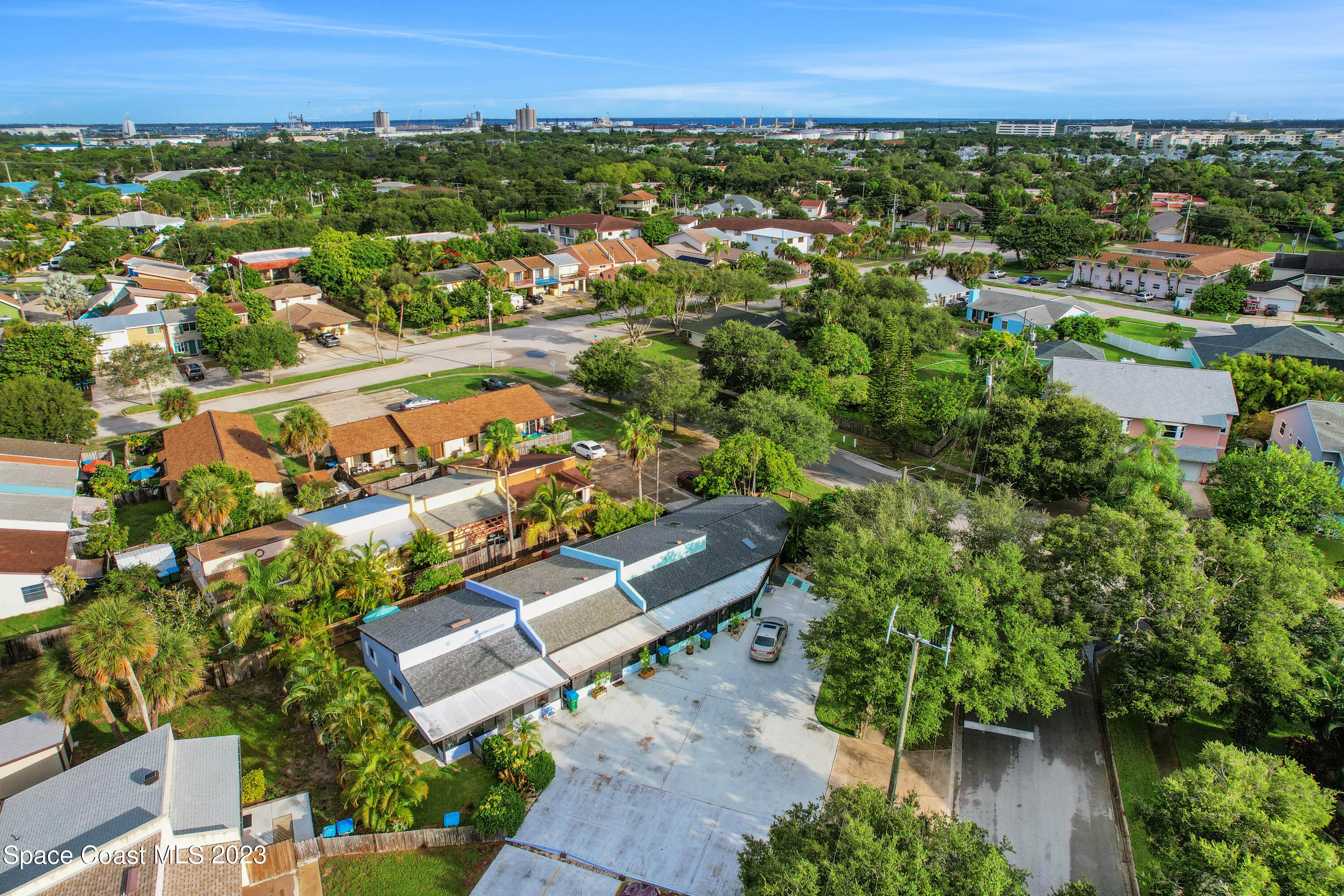 8543 Rosalind Avenue