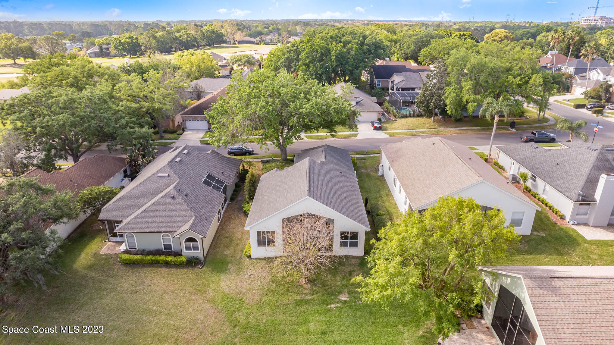 484 Arrowmount Place