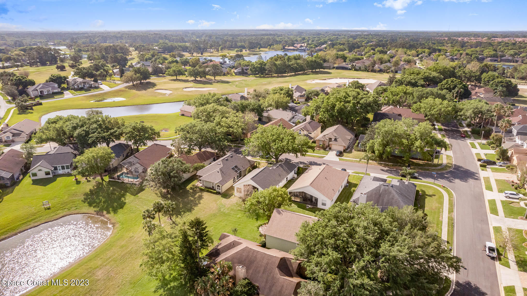 484 Arrowmount Place