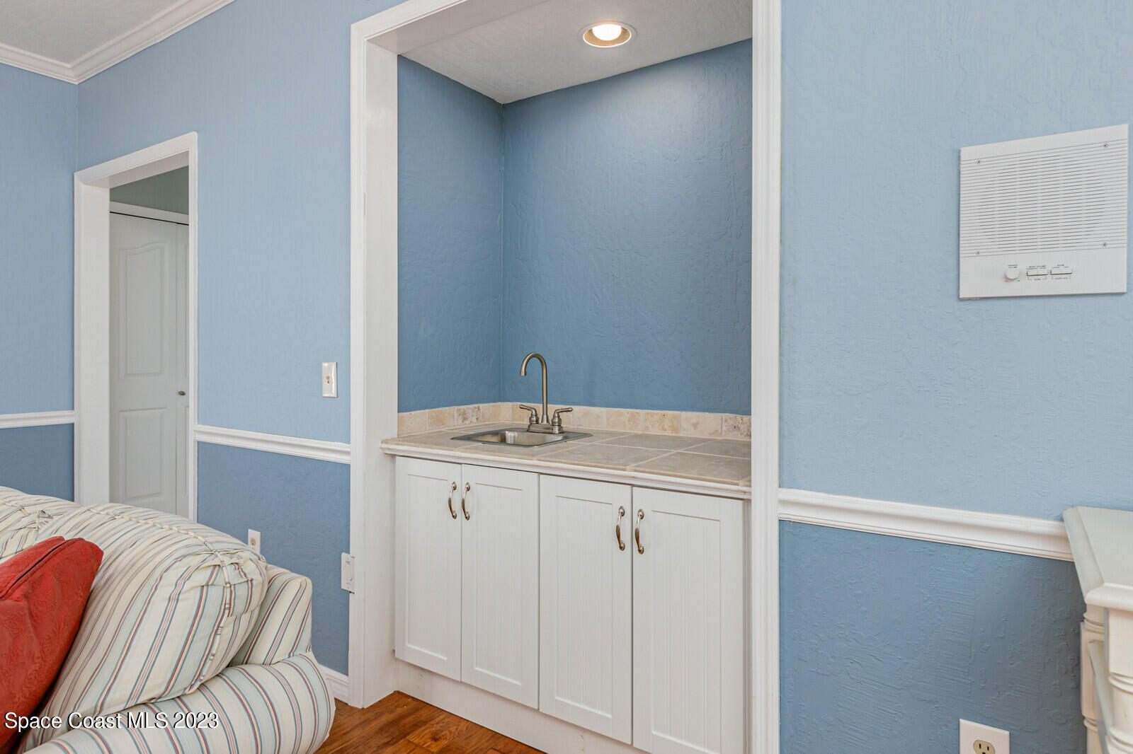 100 Woods South Drive