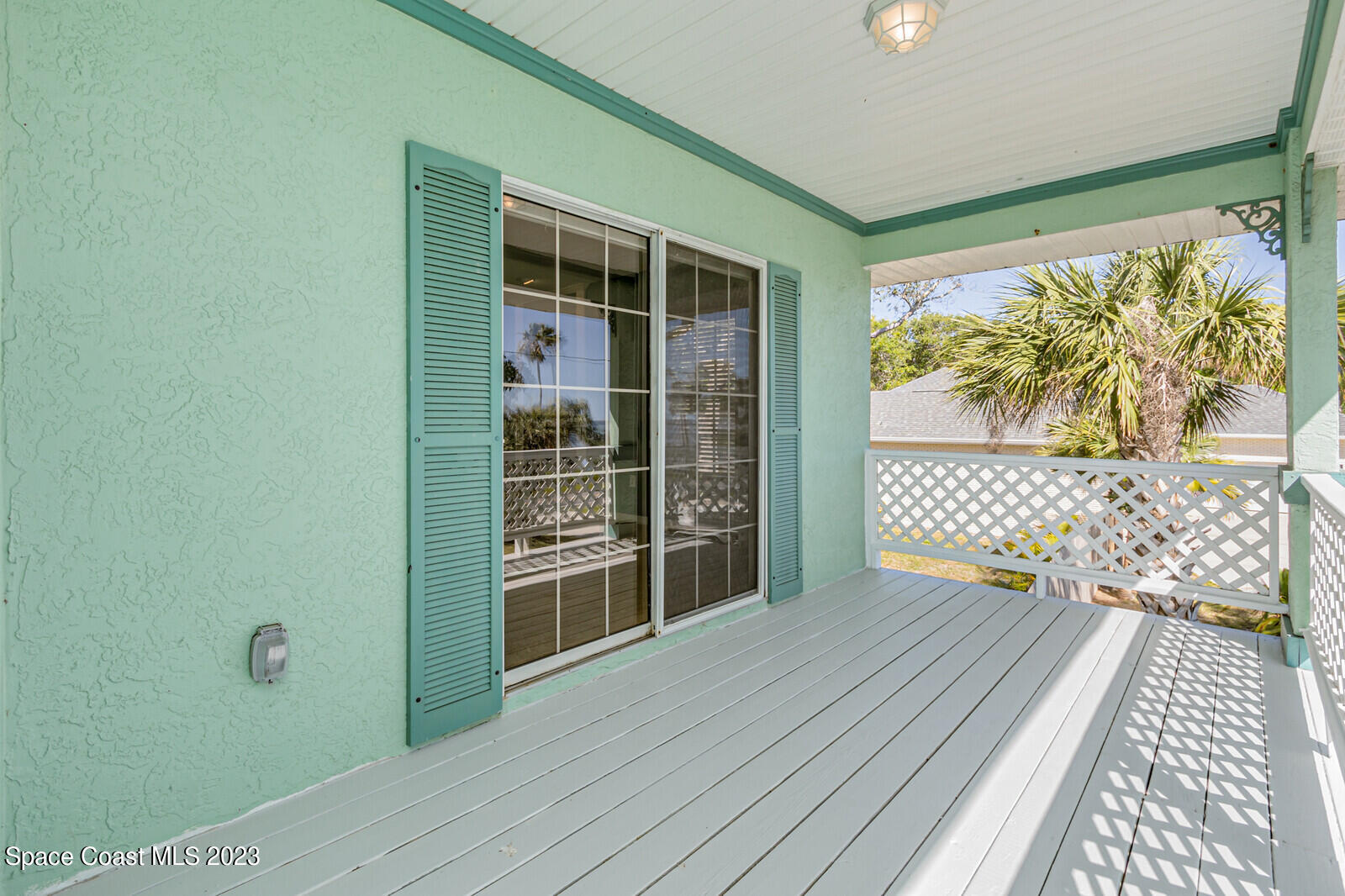 100 Woods South Drive