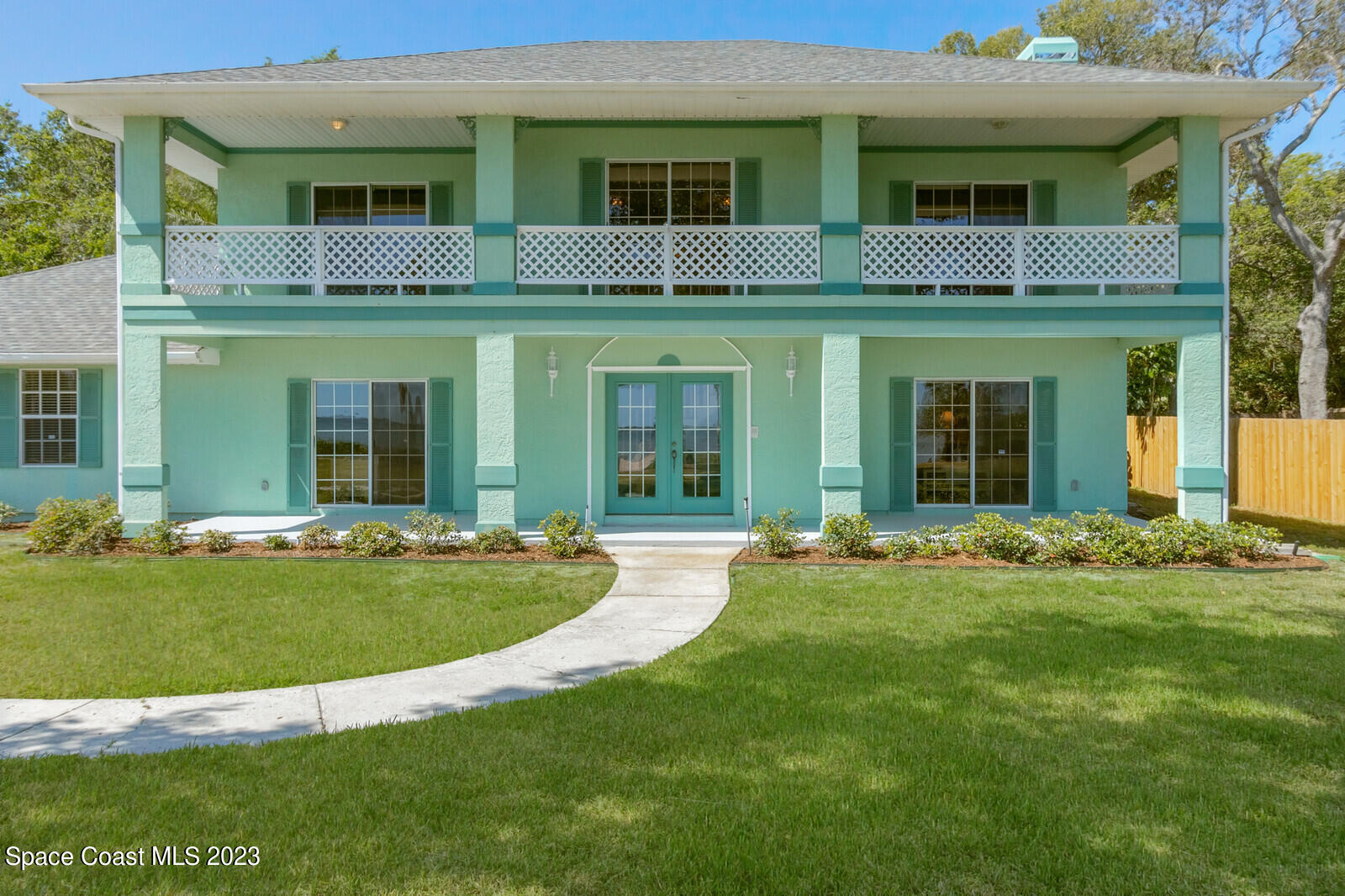 100 Woods South Drive