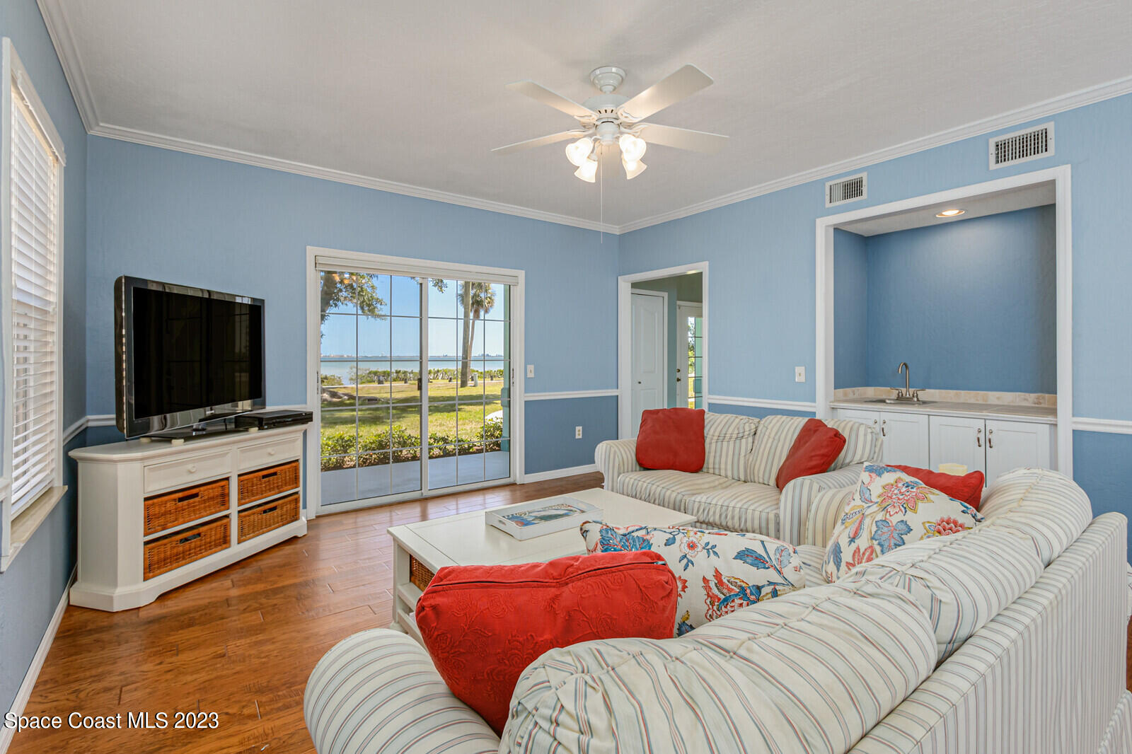 100 Woods South Drive