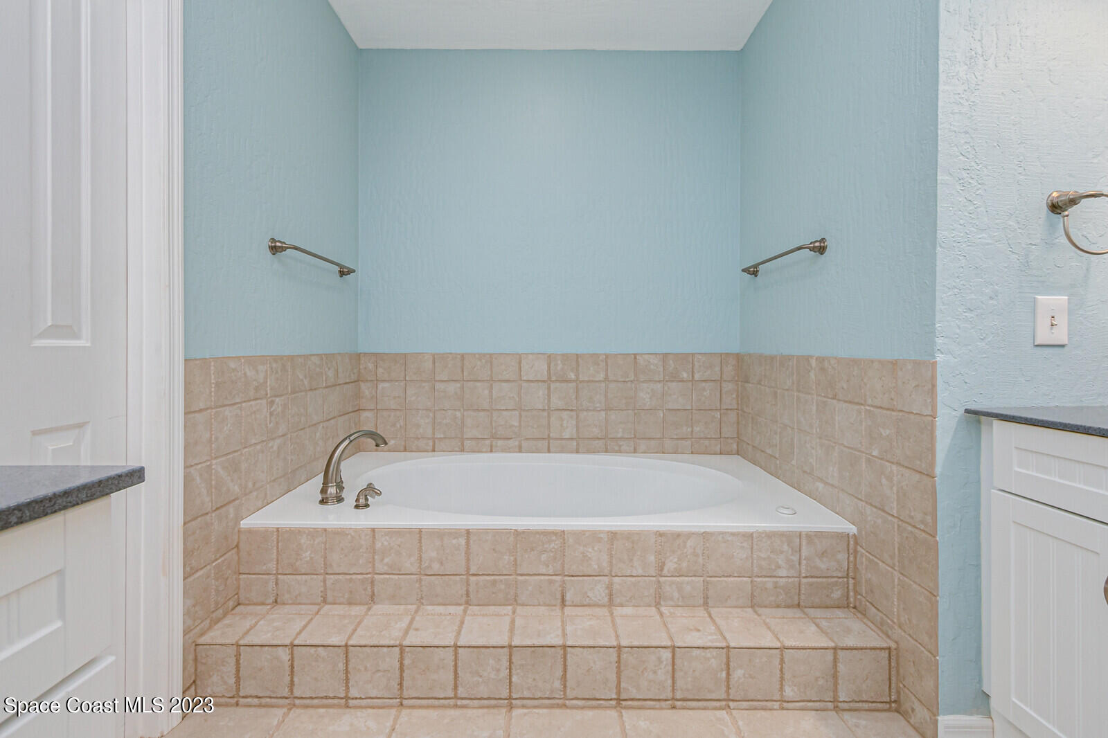 100 Woods South Drive