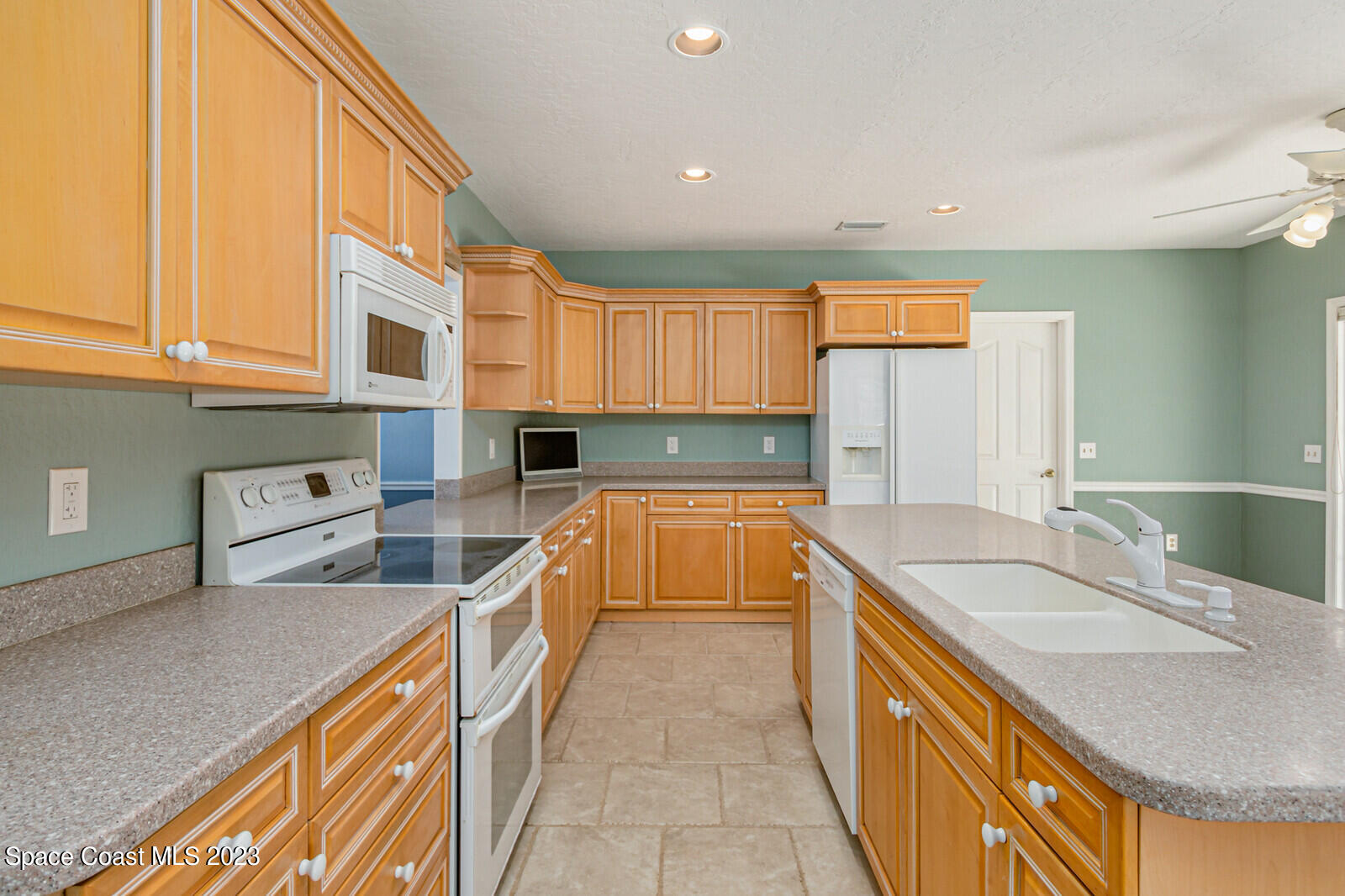 100 Woods South Drive