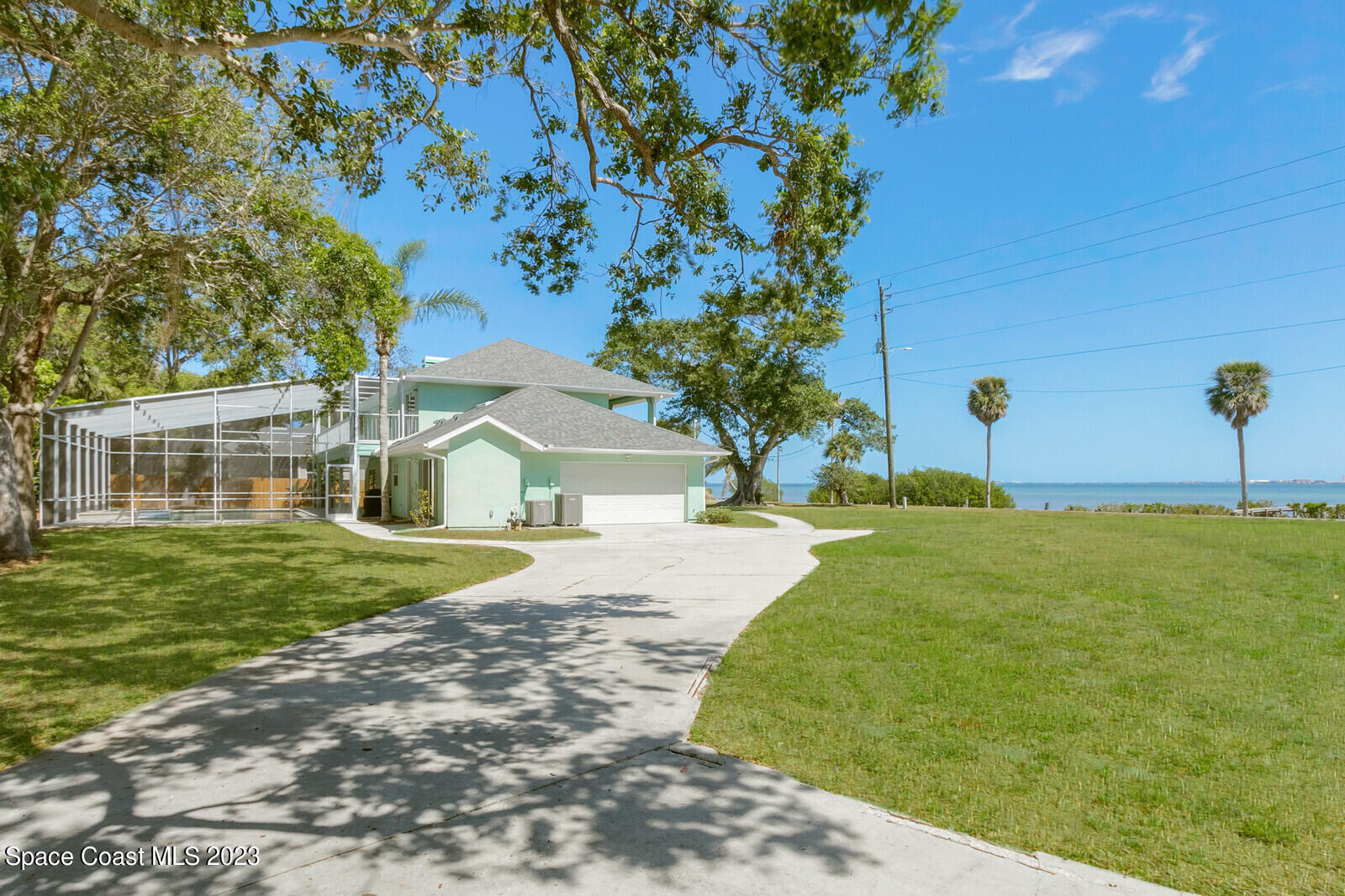 100 Woods South Drive