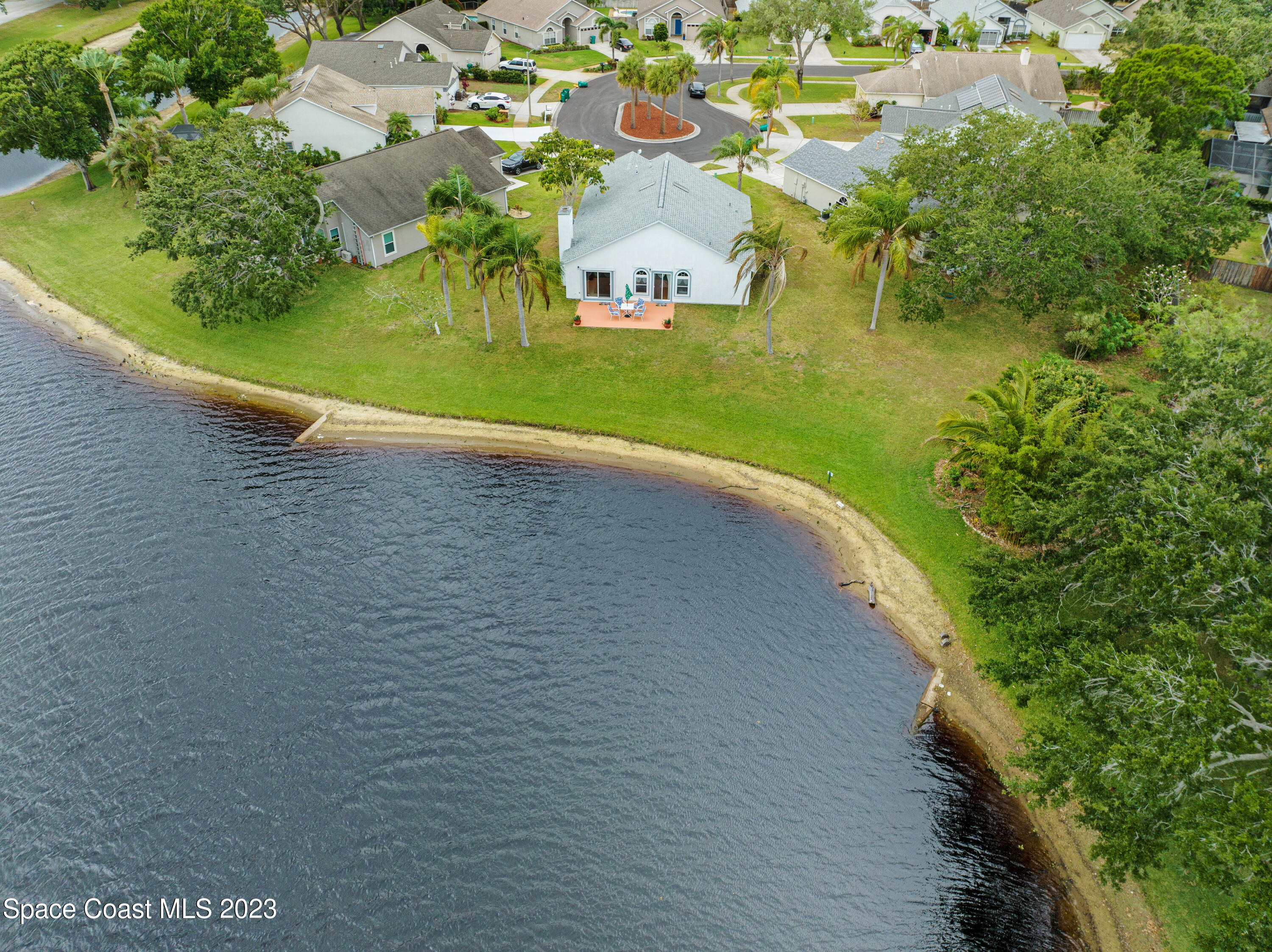 6830 Whitetail Court