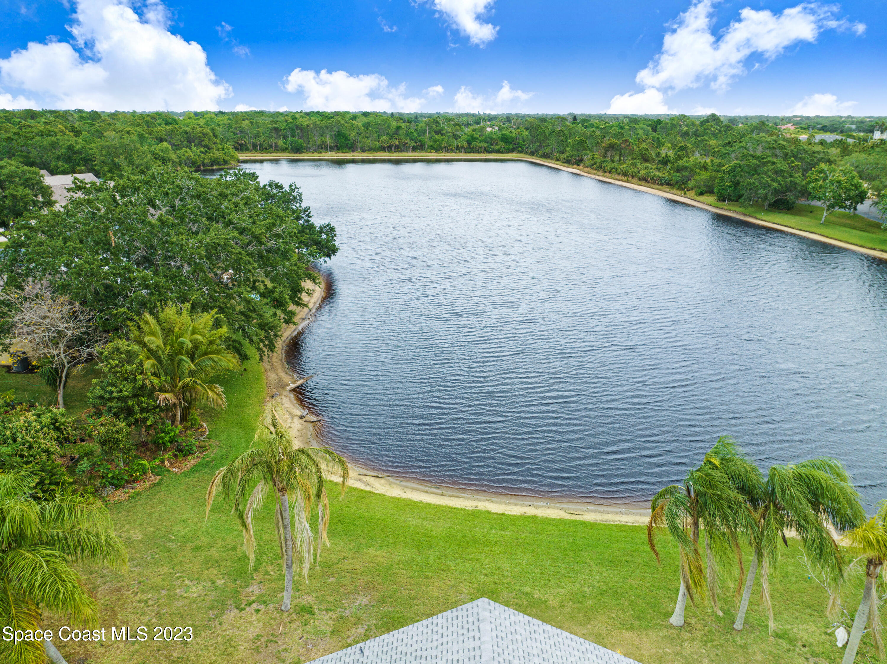 6830 Whitetail Court