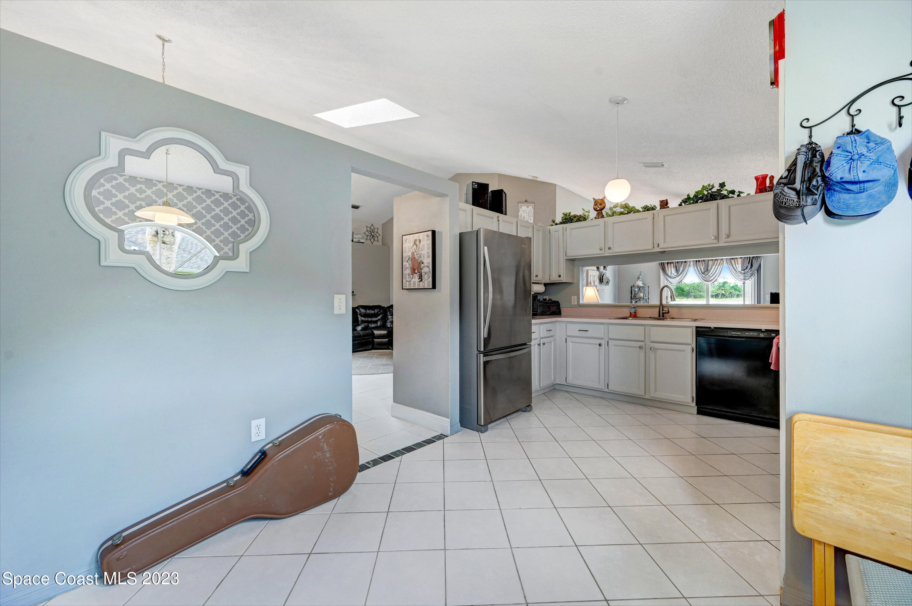 6830 Whitetail Court