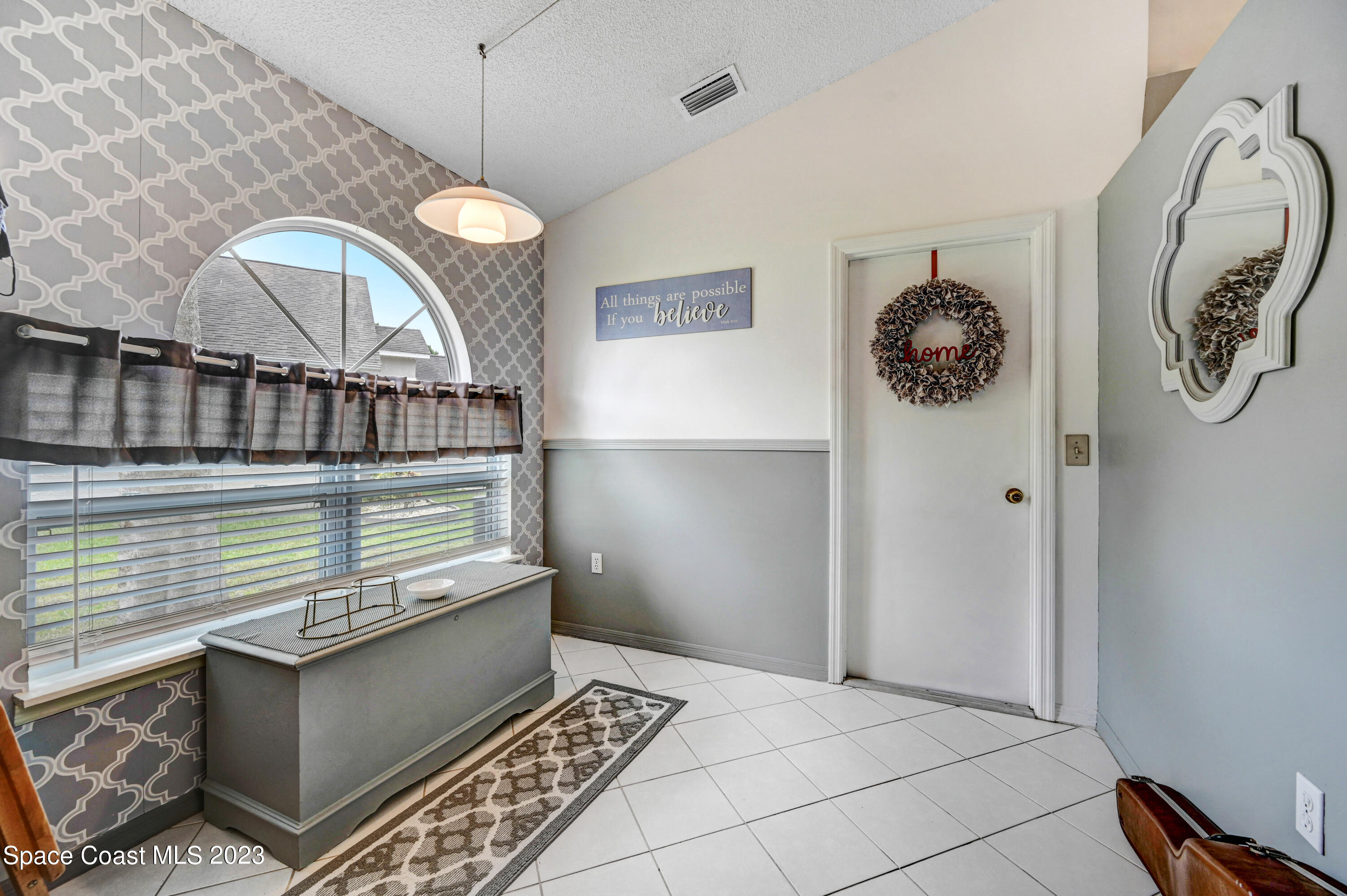 6830 Whitetail Court