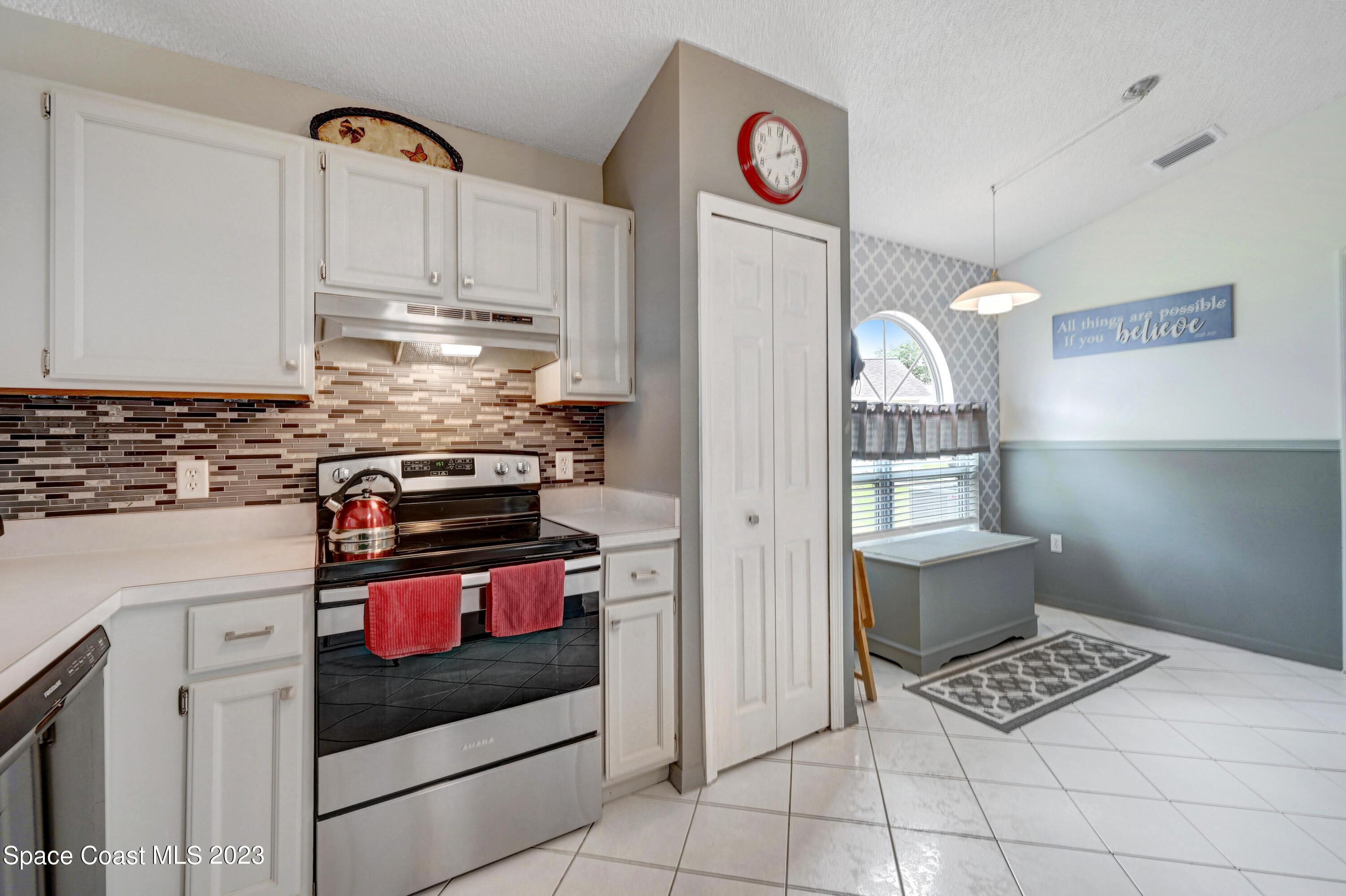 6830 Whitetail Court