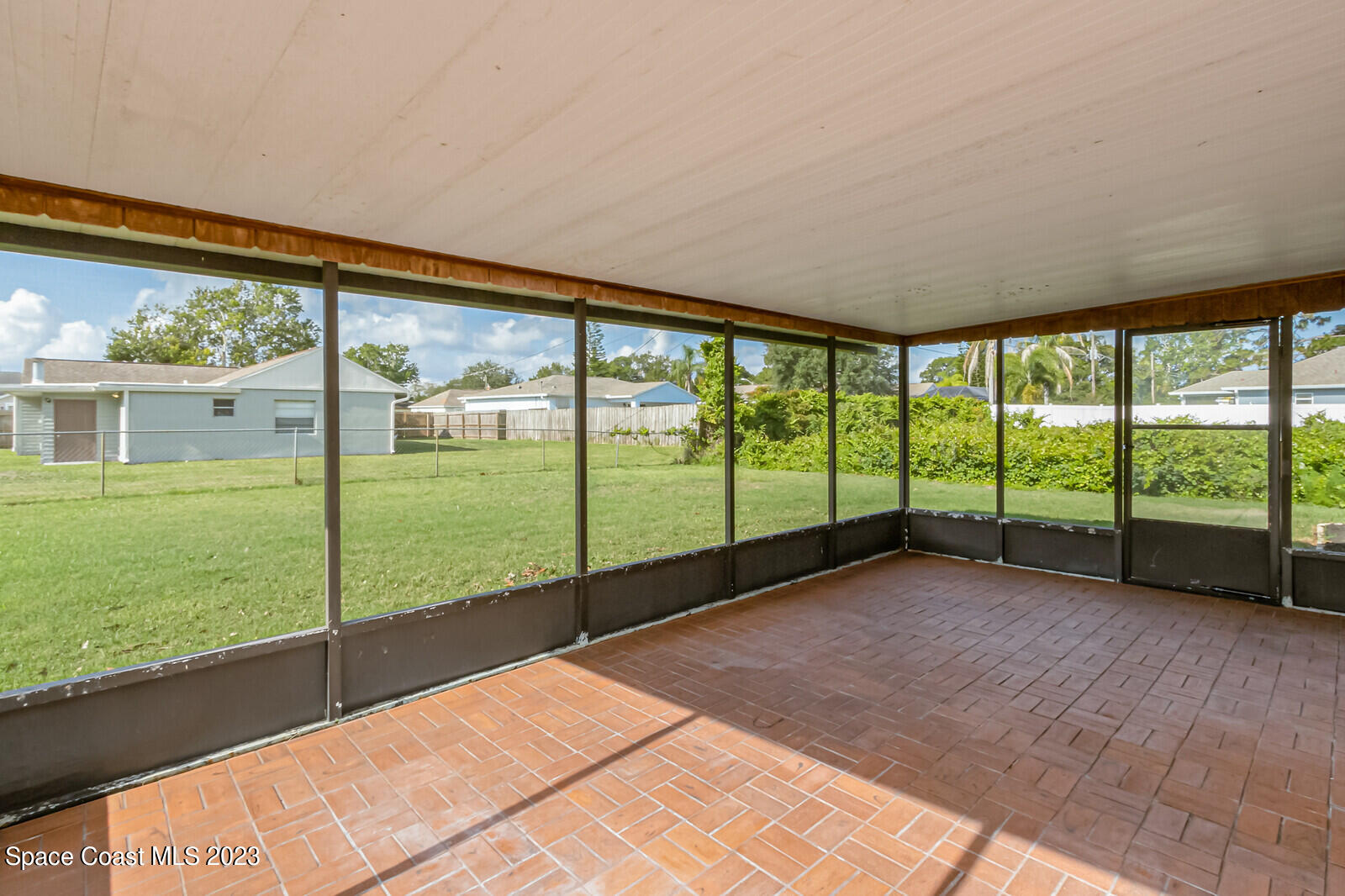 662 Concord Street NE