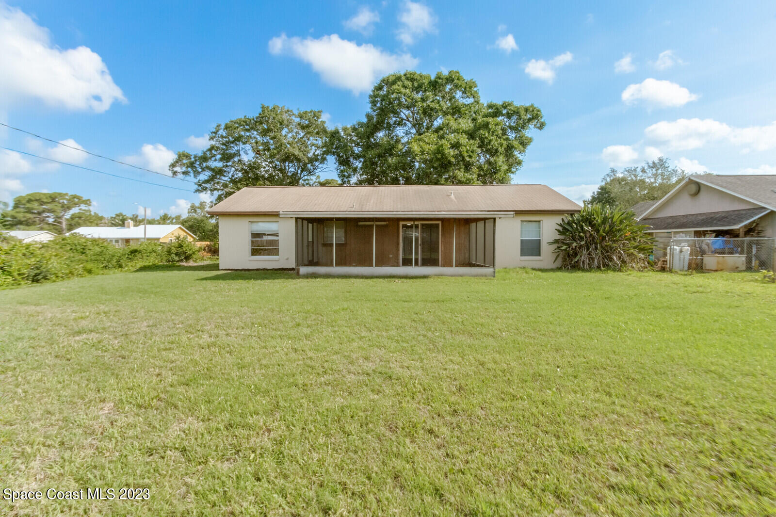 662 Concord Street NE