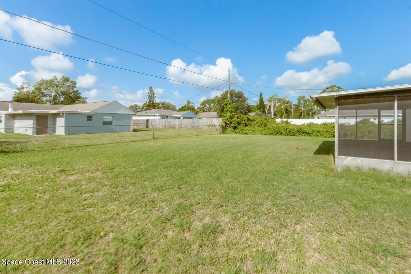 662 Concord Street NE