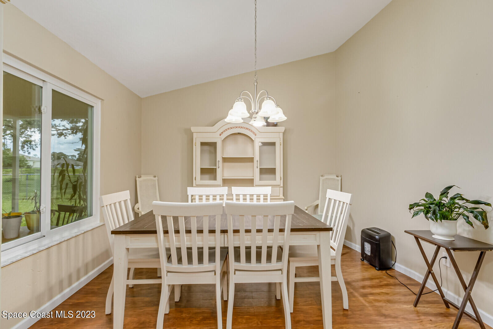 1237 Helias Street NW