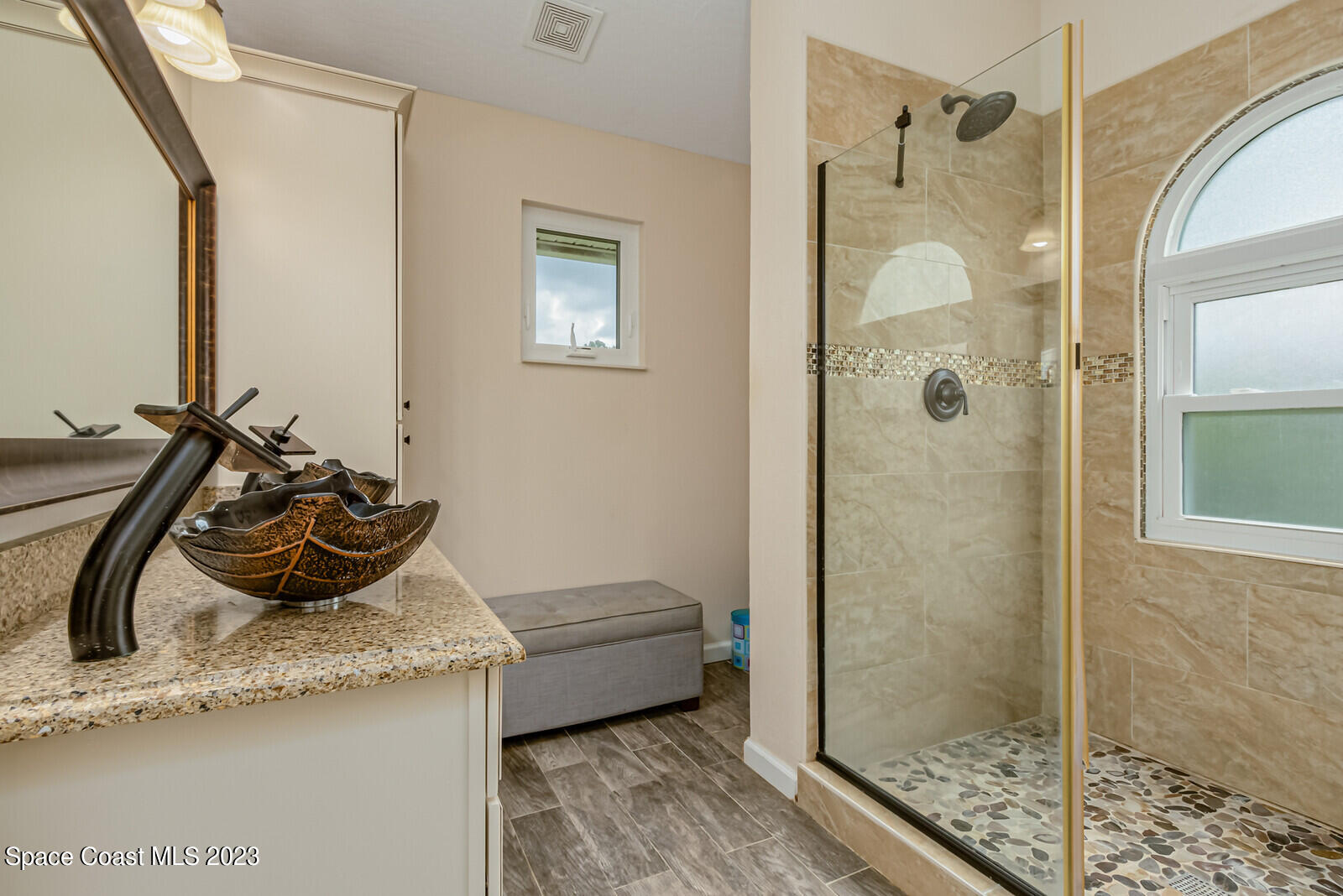 1237 Helias Street NW