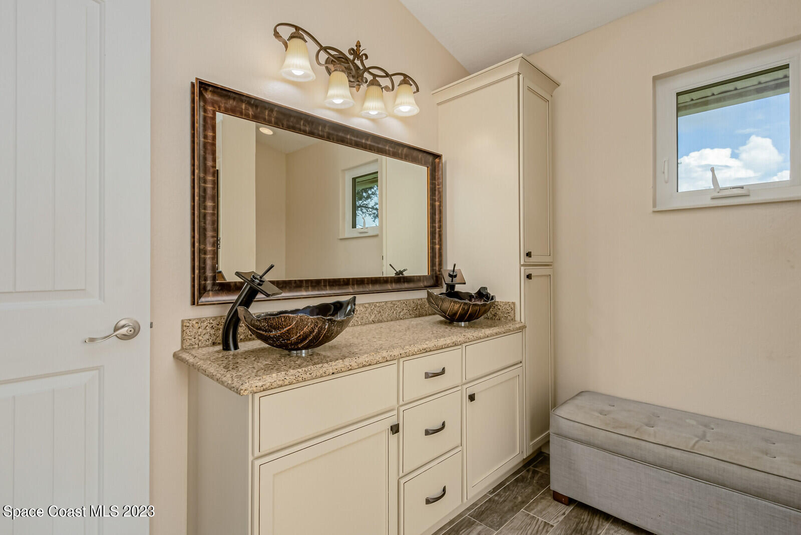 1237 Helias Street NW