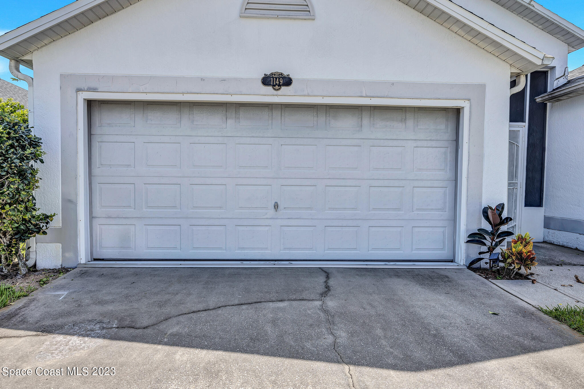 1149 White Oak Circle