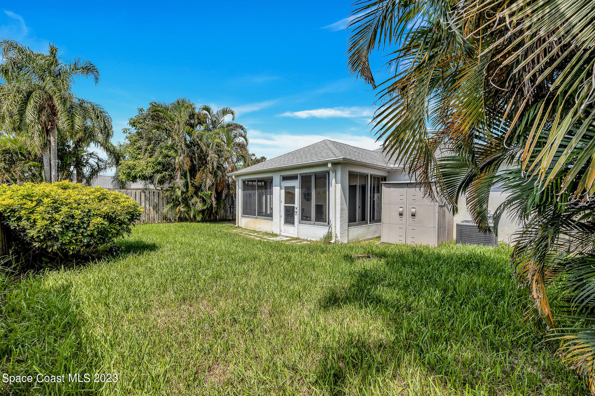 1149 White Oak Circle