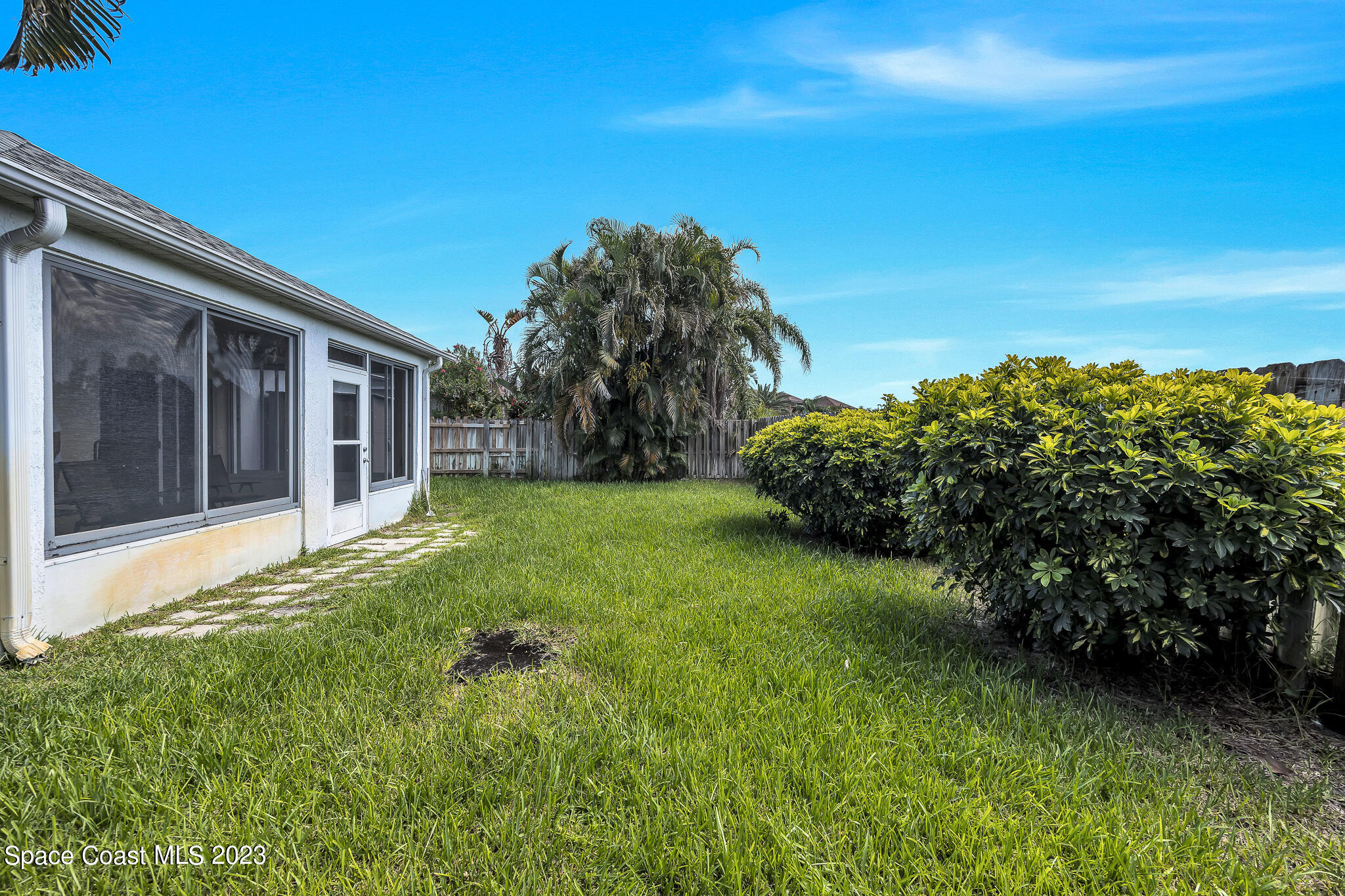 1149 White Oak Circle