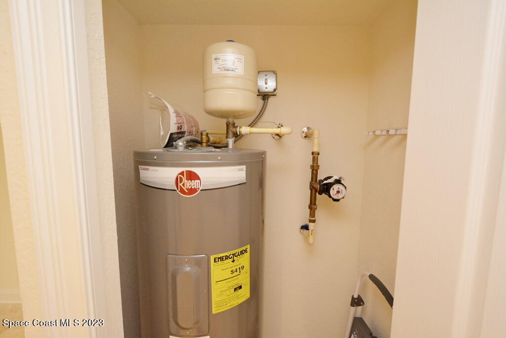 123 Lancha Circle, 101