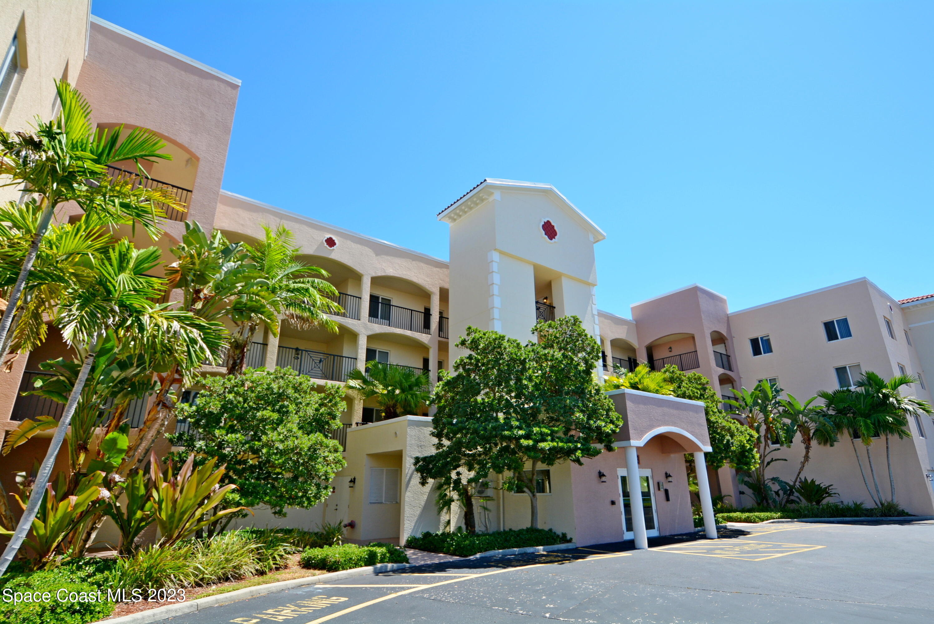 123 Lancha Circle, 101