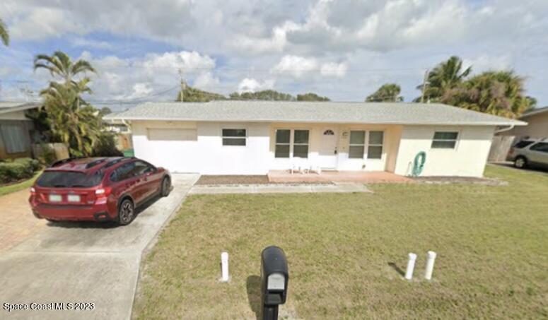 390 Cassia Boulevard