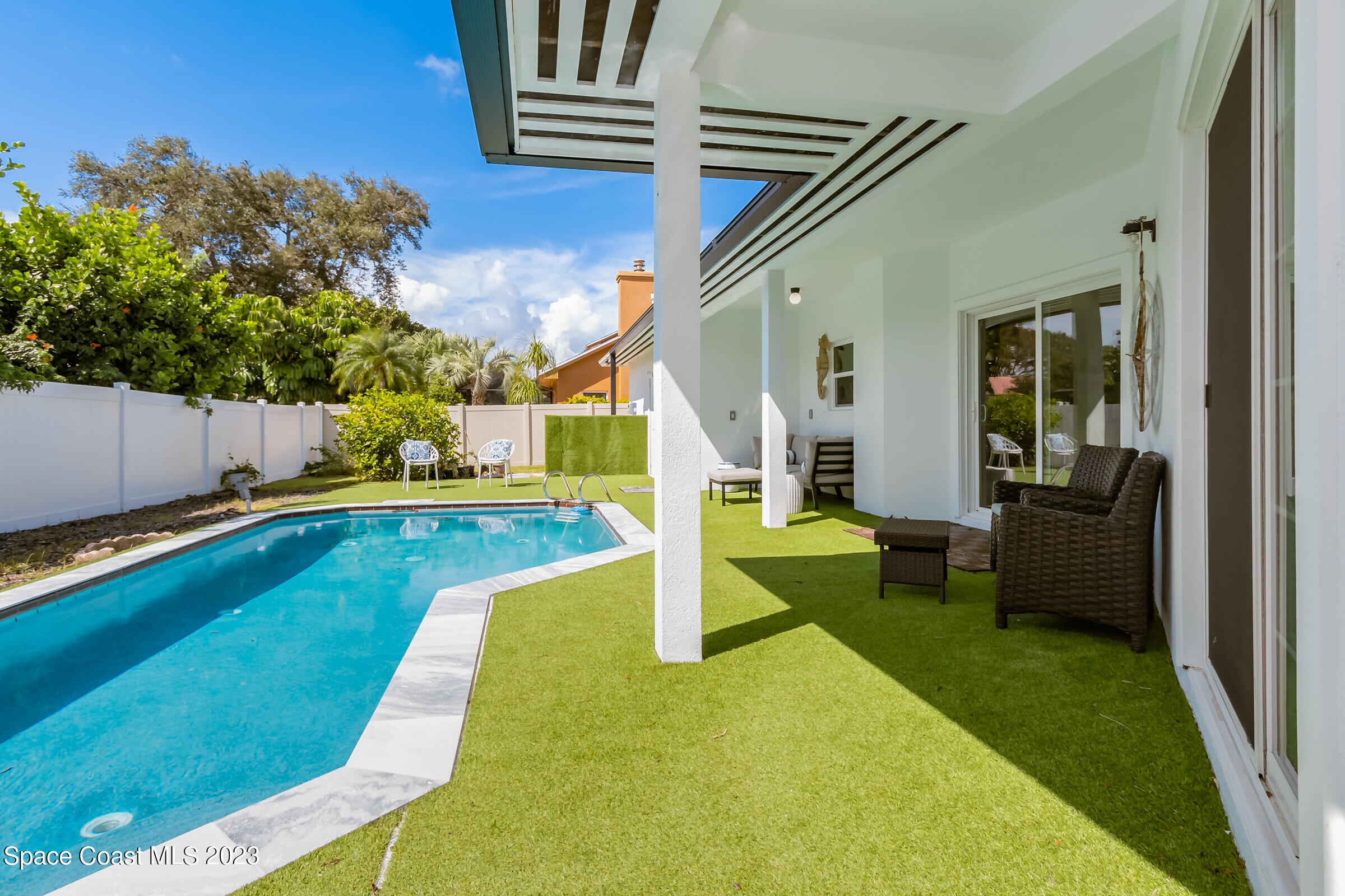 409 Lighthouse Landing Street