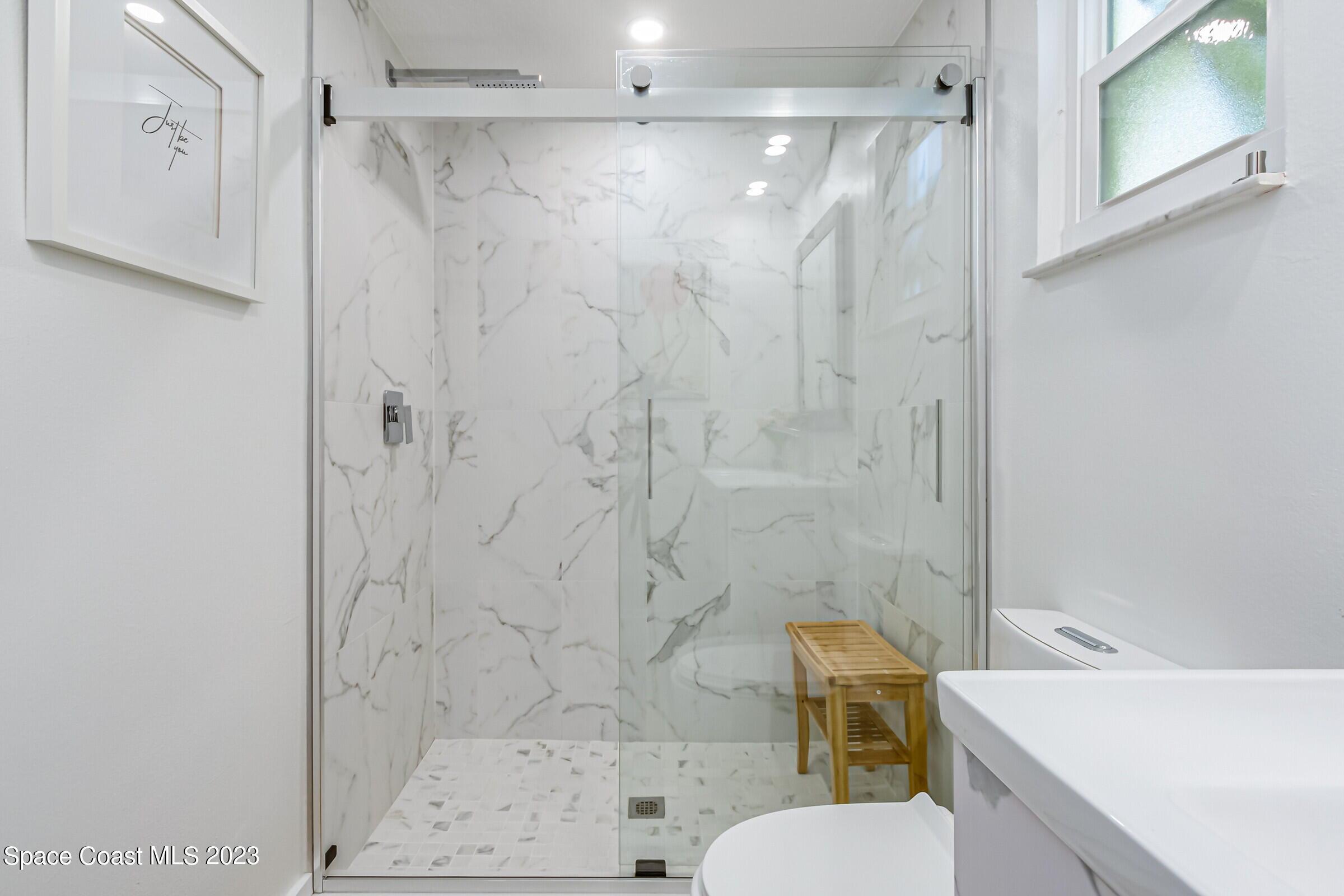 409 Lighthouse Landing Street