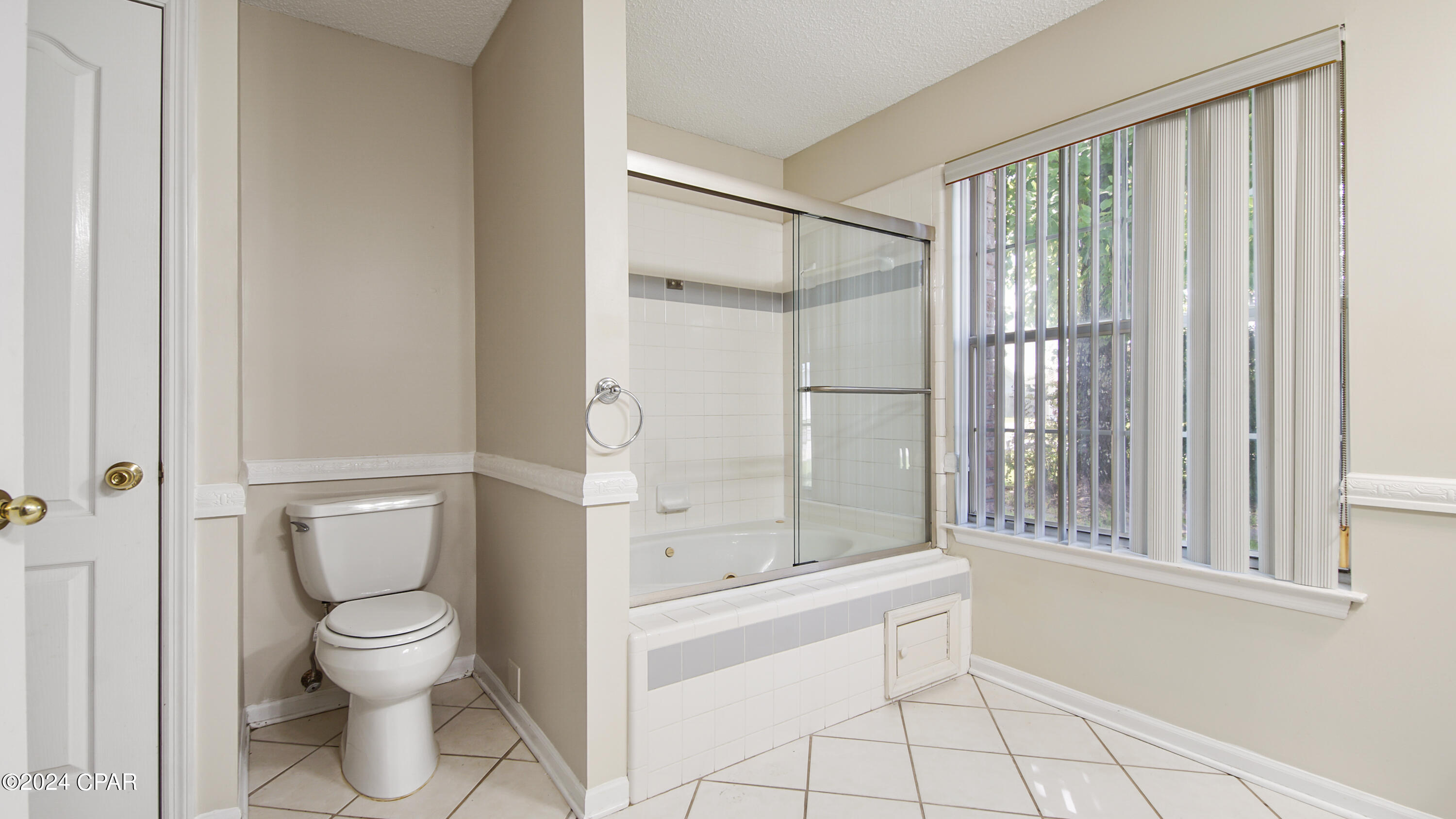 8111 Heritage Woods Lane