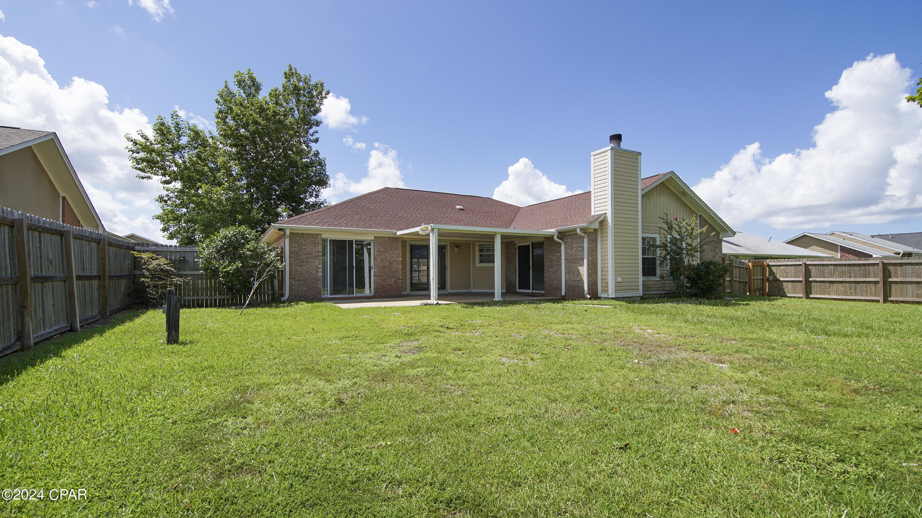 8111 Heritage Woods Lane