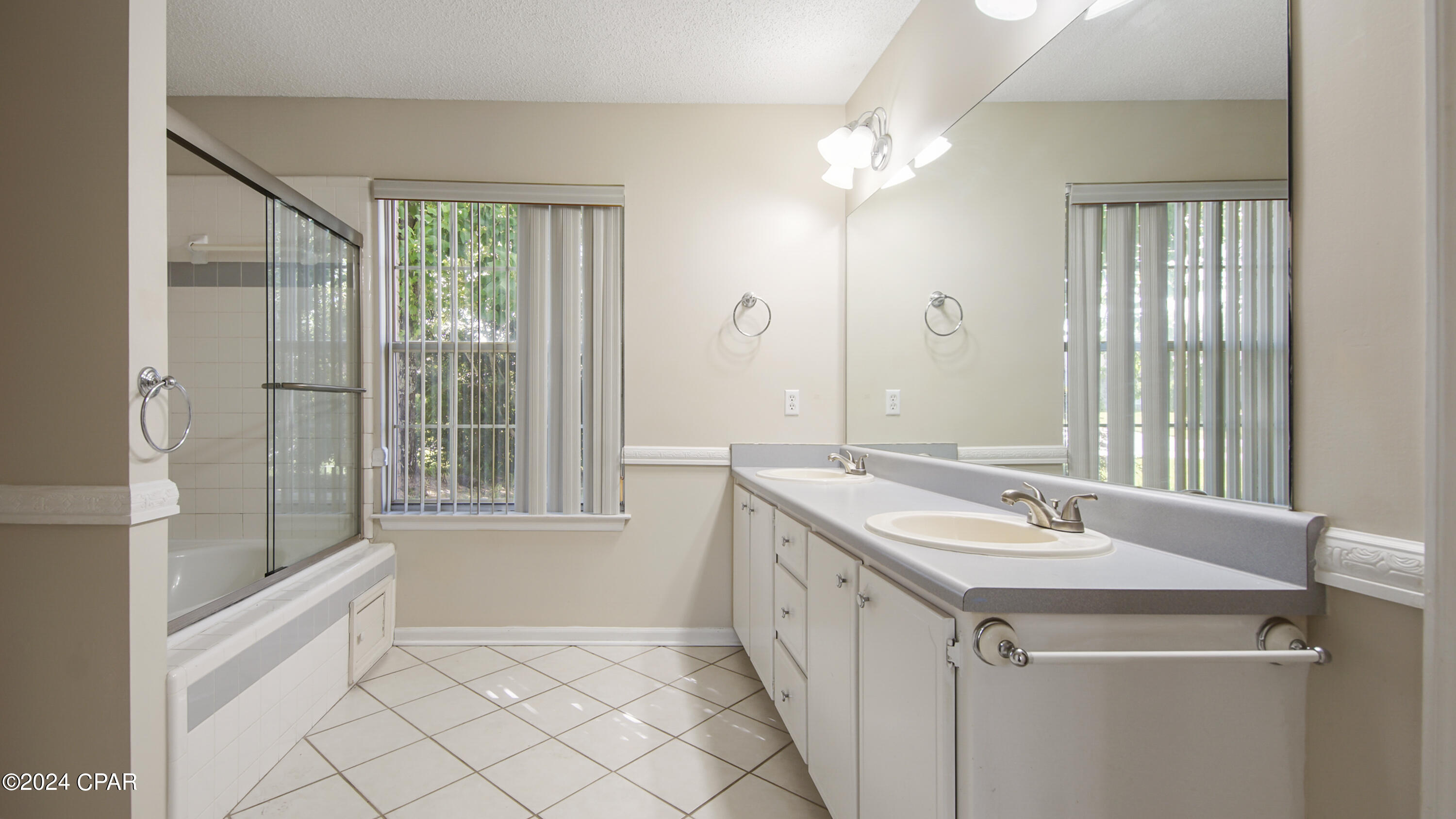 8111 Heritage Woods Lane