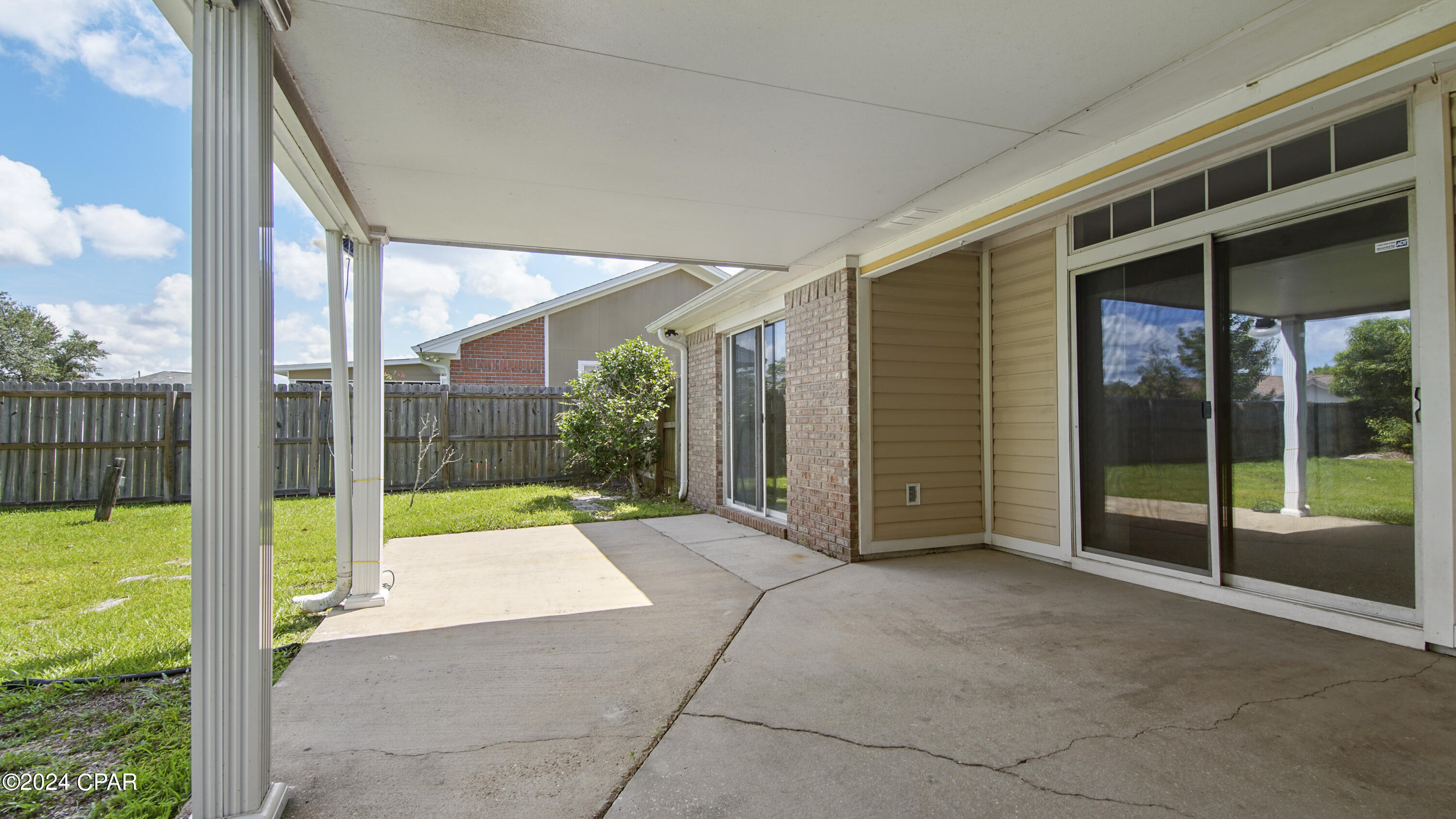 8111 Heritage Woods Lane