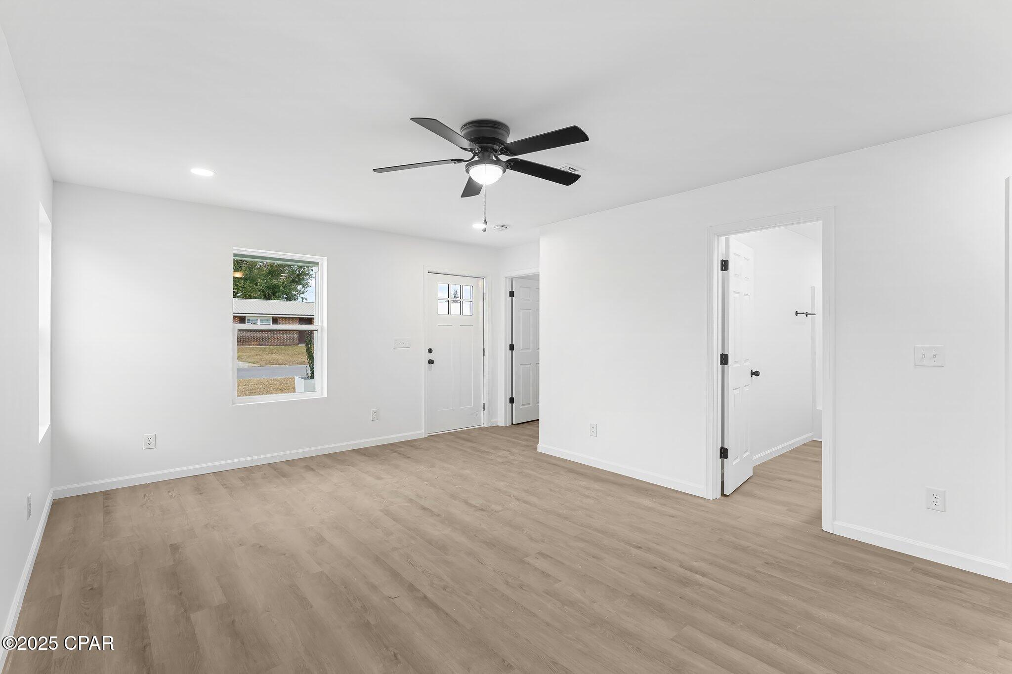 814 NOTTINGHAM DR Drive