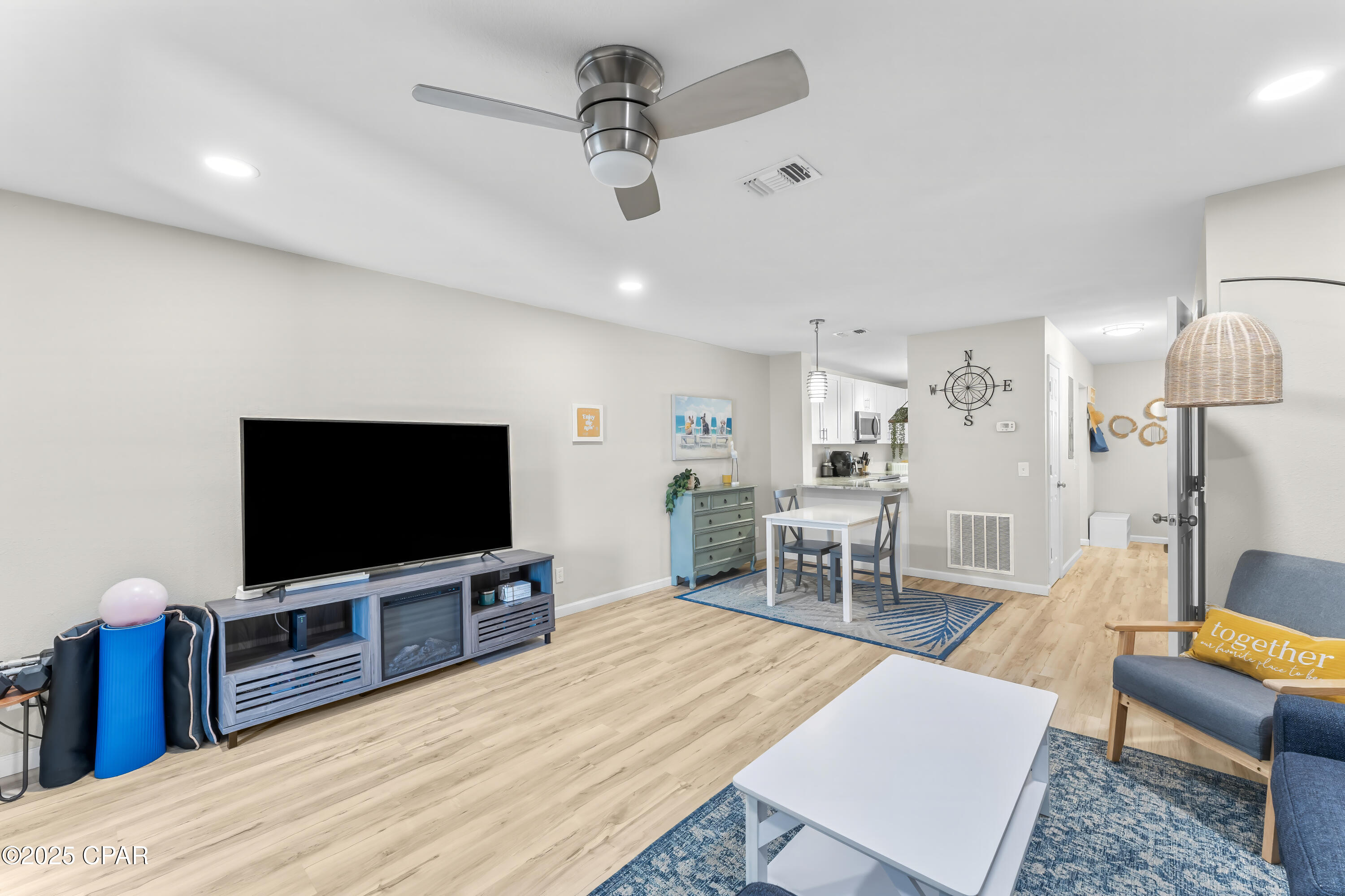 5306 Thomas Drive 4