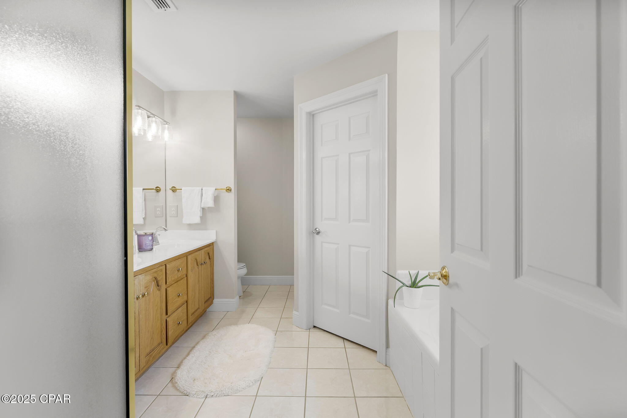 501 Woods Trail