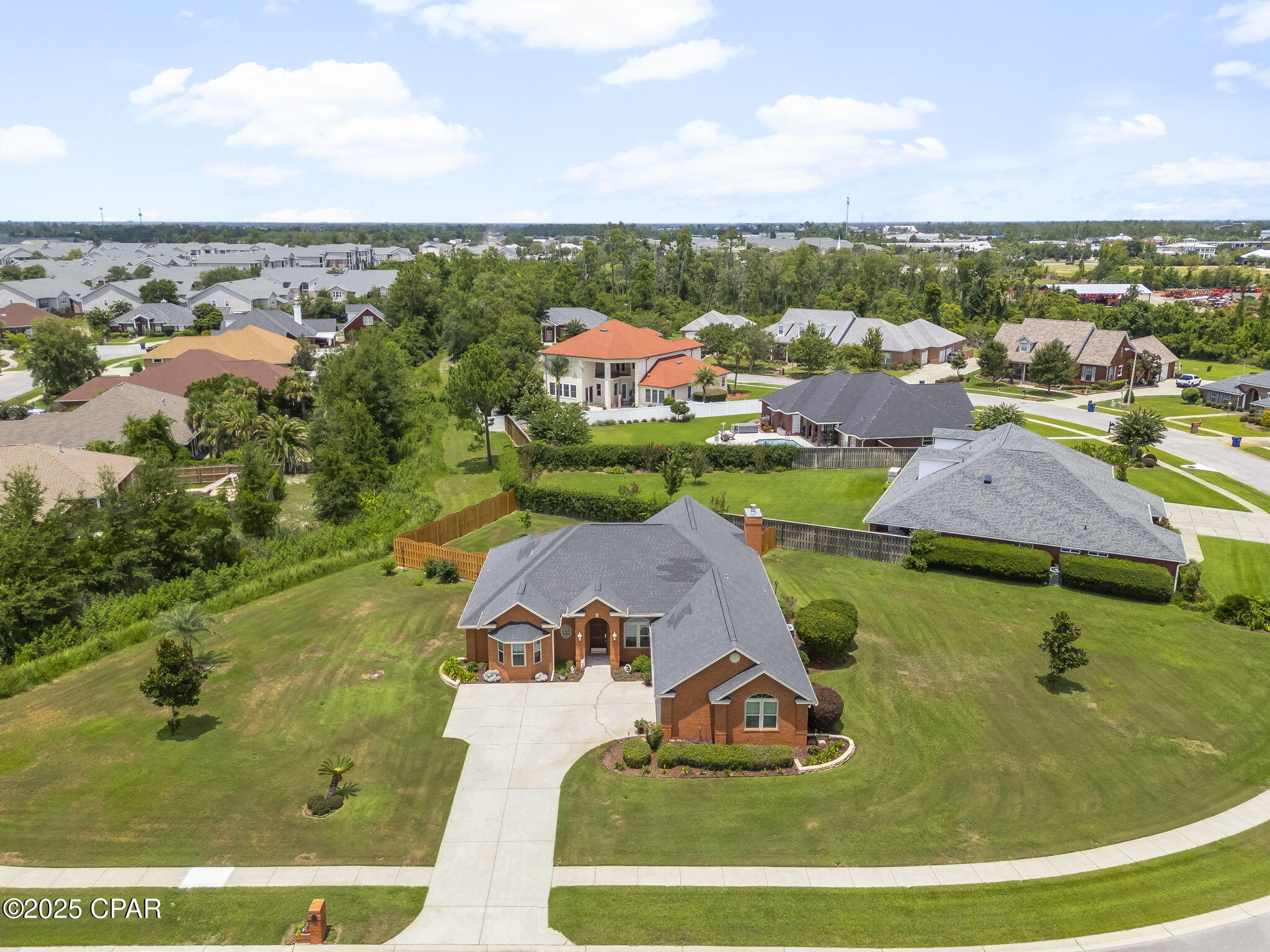 501 Woods Trail