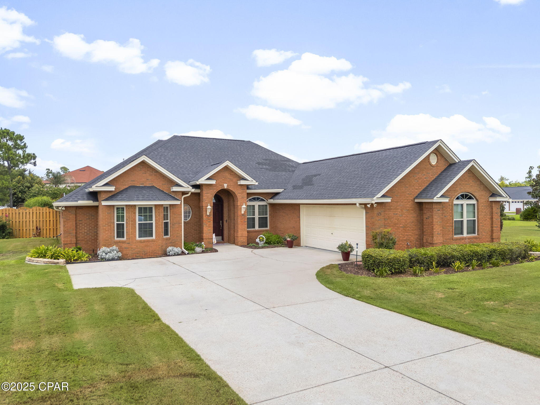 501 Woods Trail