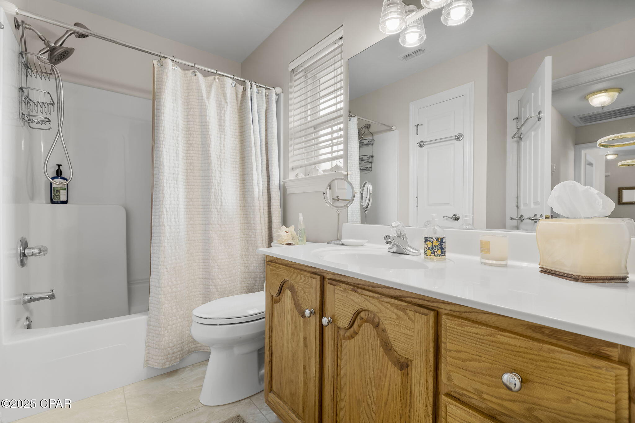501 Woods Trail