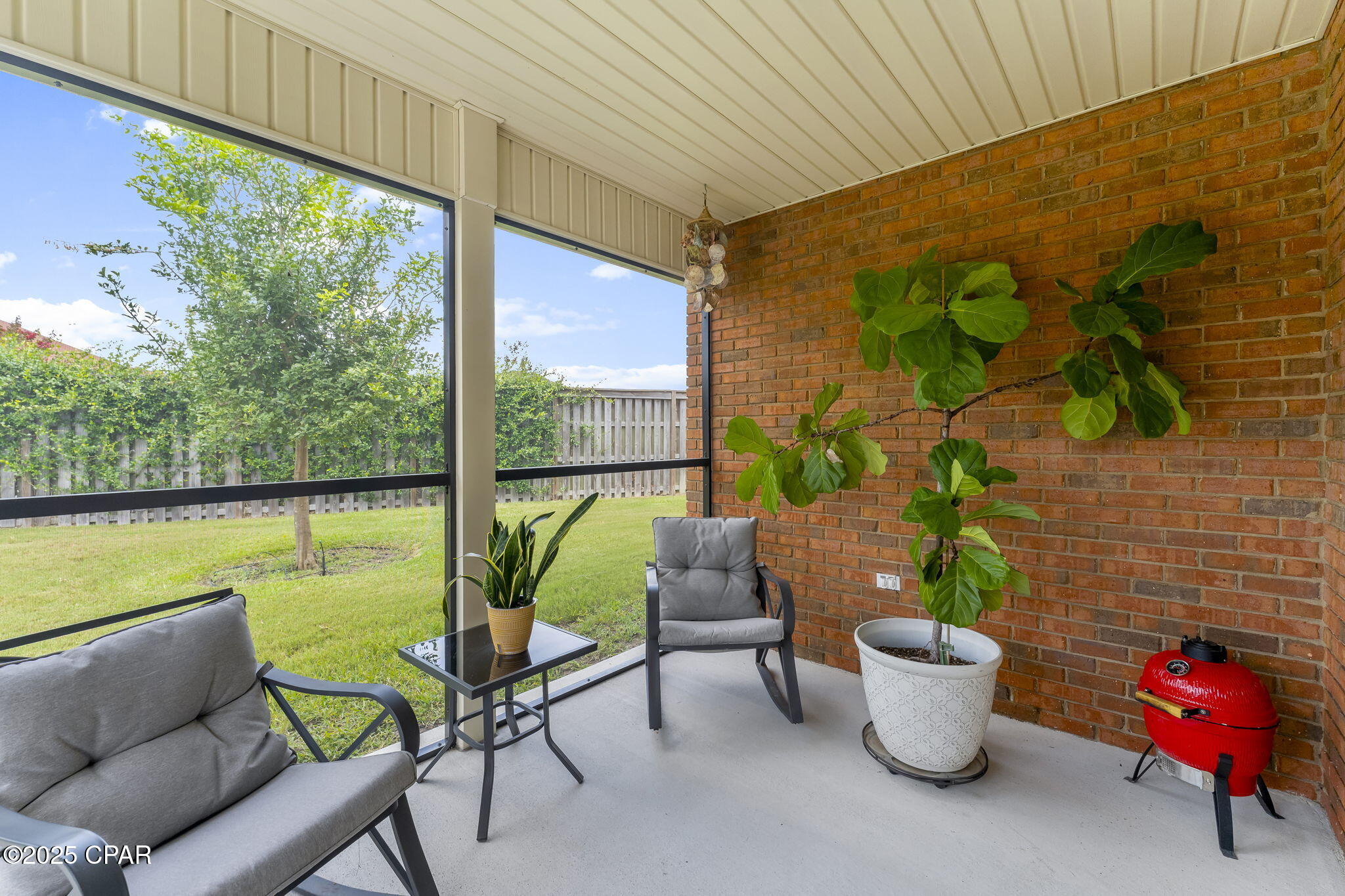 501 Woods Trail