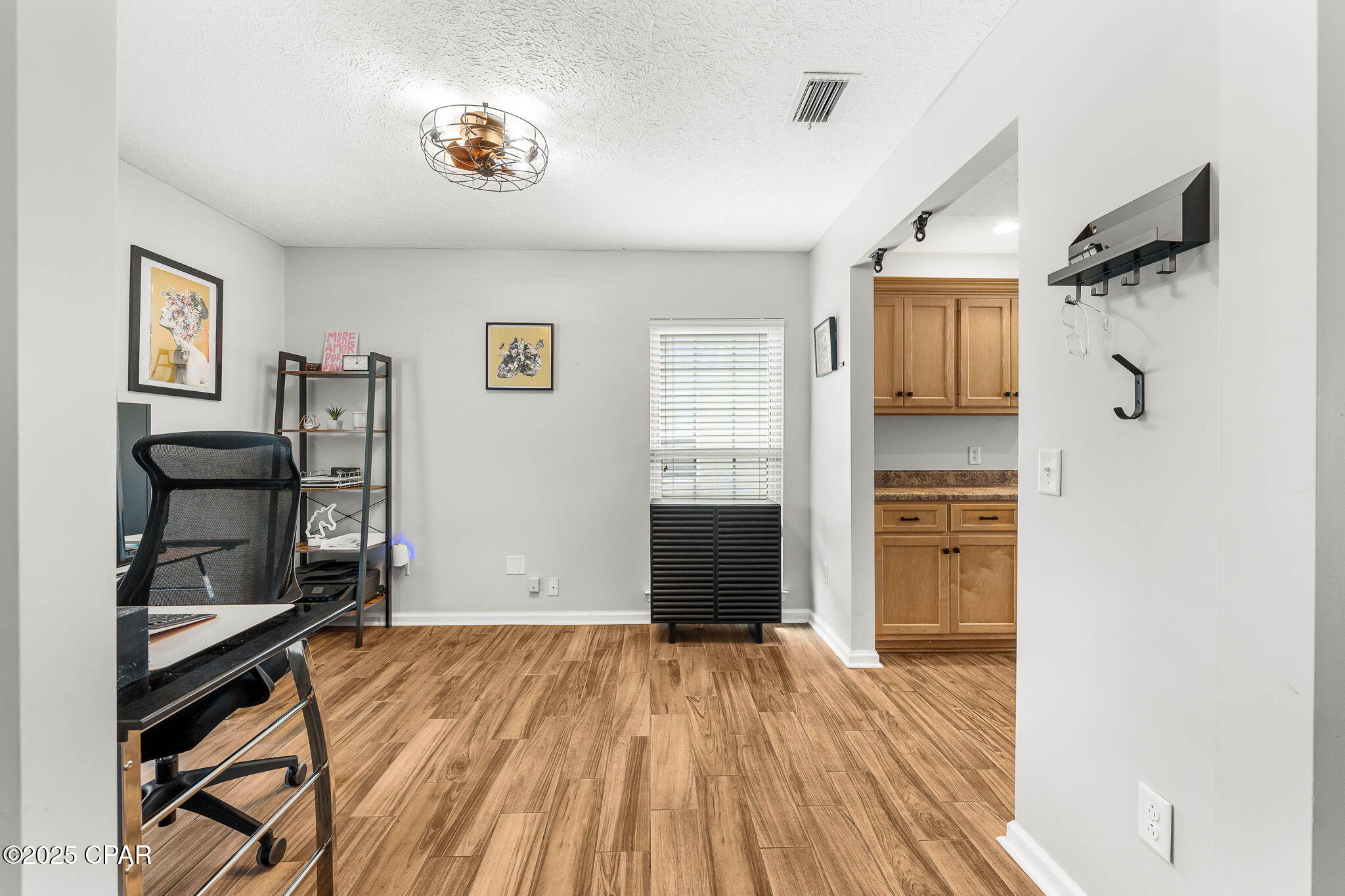 606 Timbers Crossing