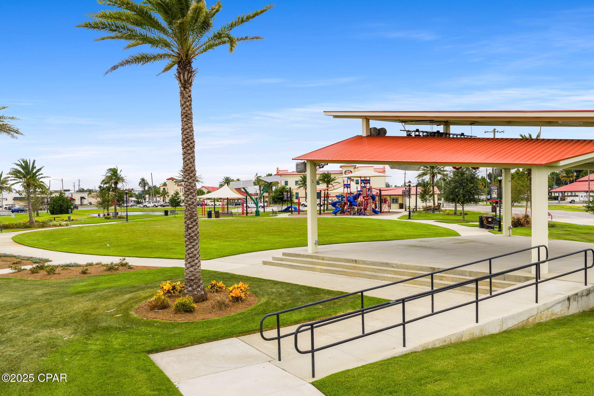 606 Timbers Crossing