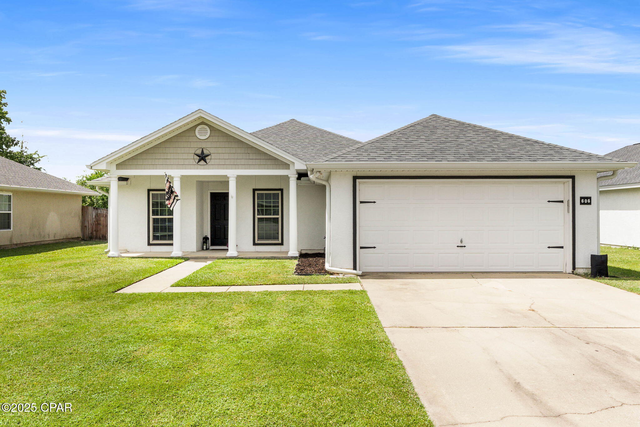 606 Timbers Crossing