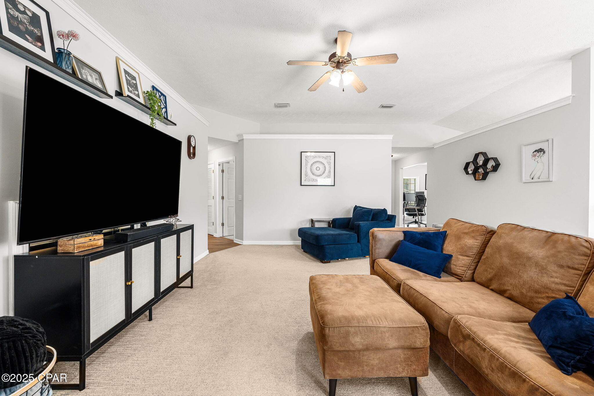 606 Timbers Crossing