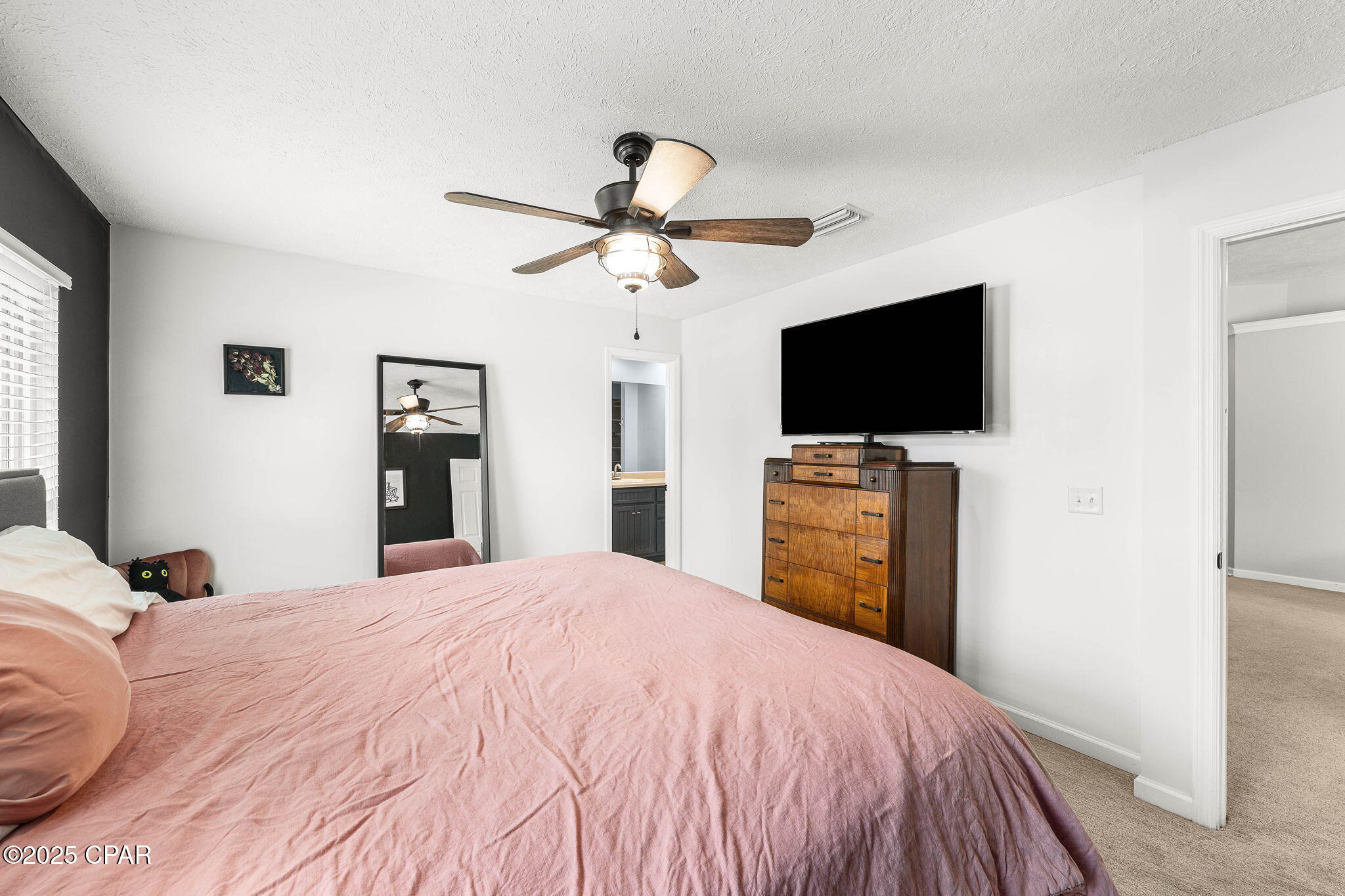 606 Timbers Crossing