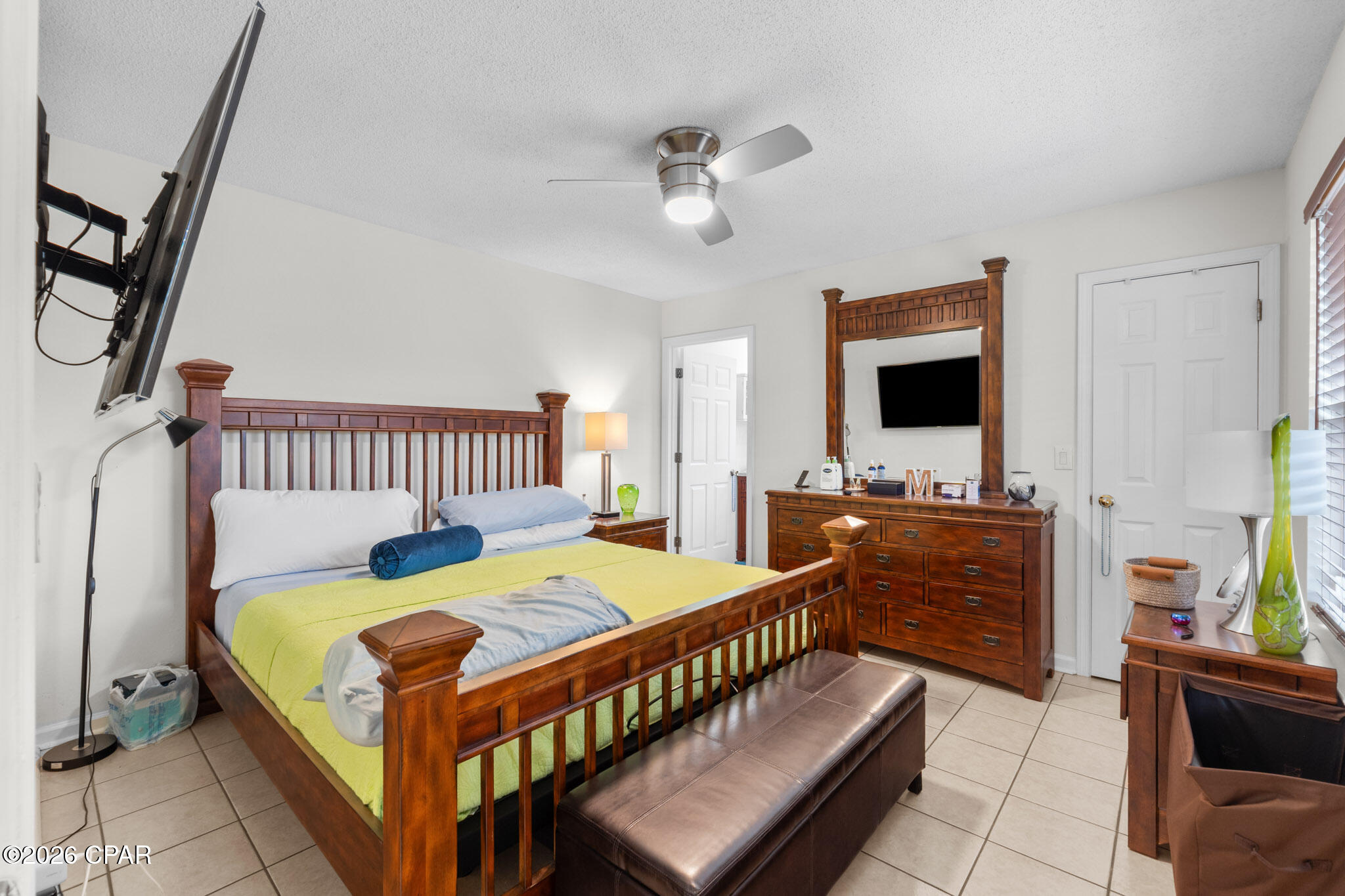 8402 Elizabeth Avenue, Beach