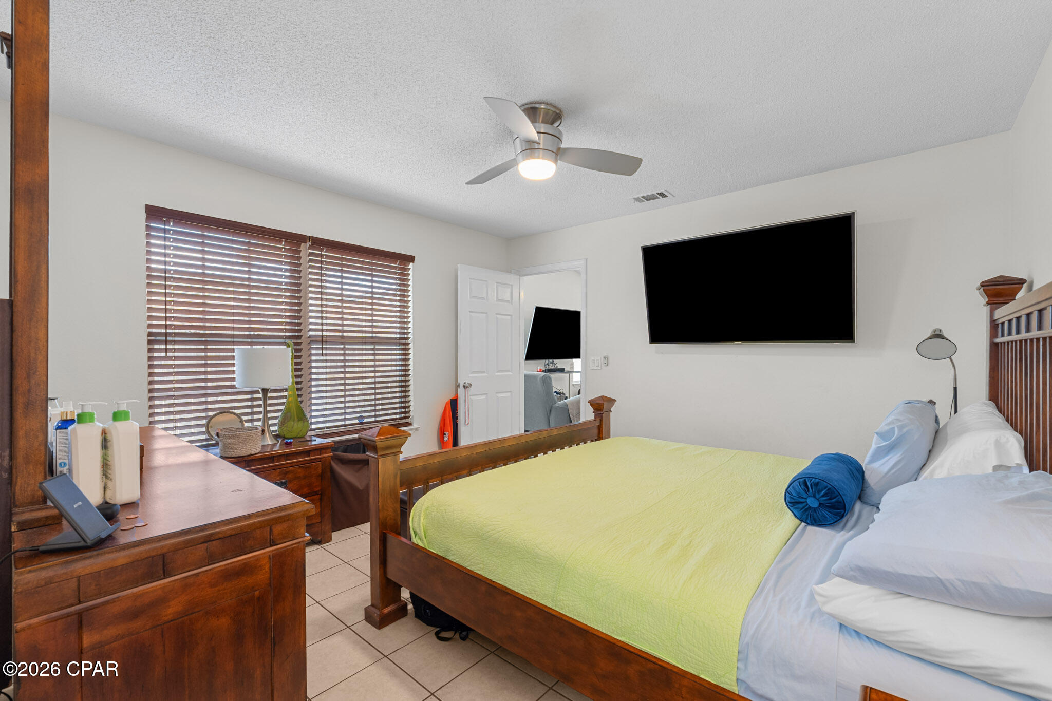 8402 Elizabeth Avenue, Beach