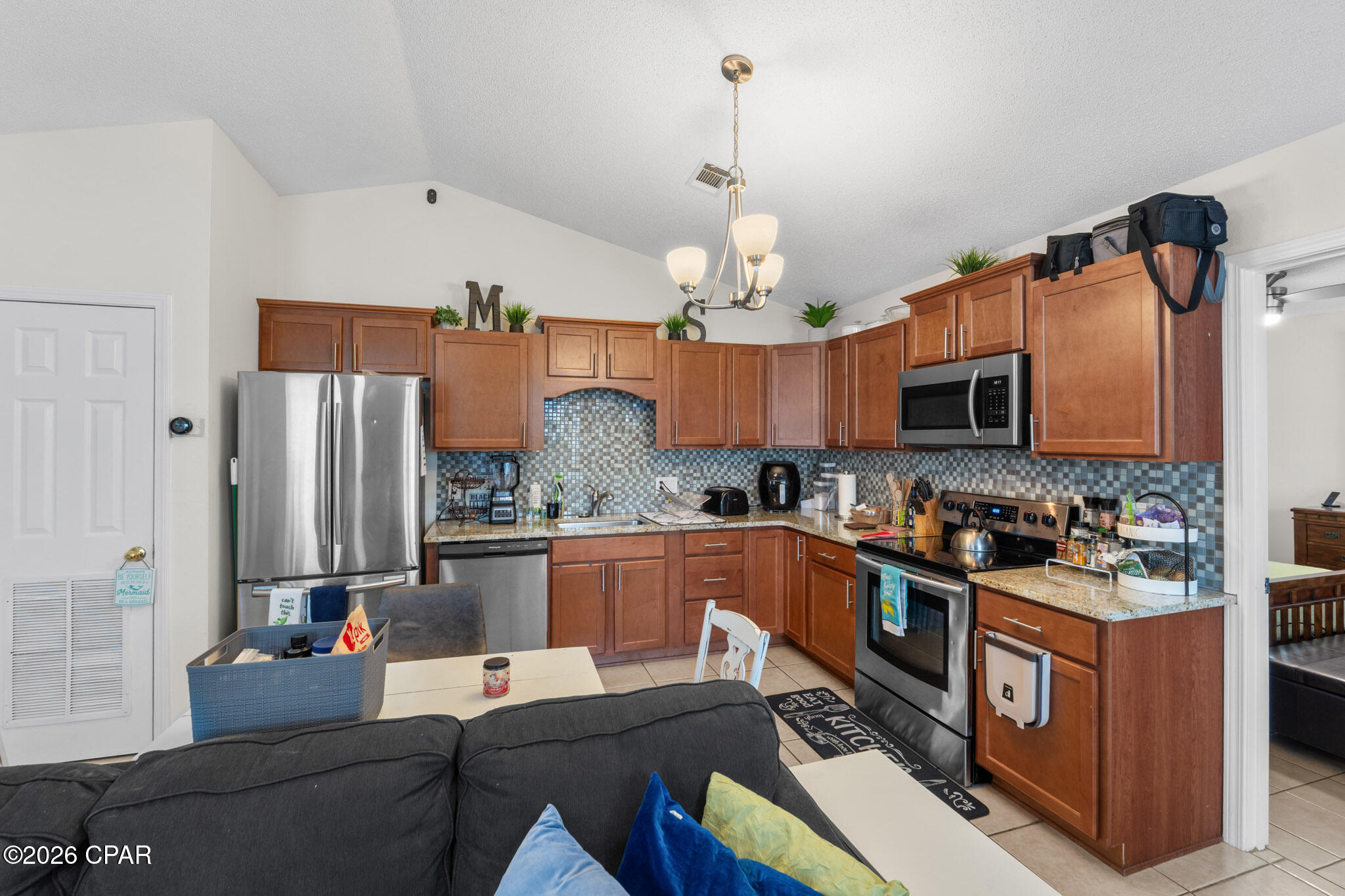 8402 Elizabeth Avenue, Beach