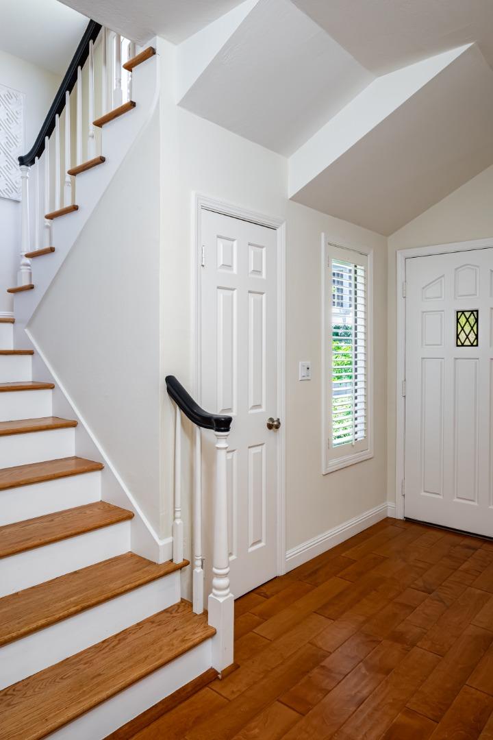 10 Versailles ST